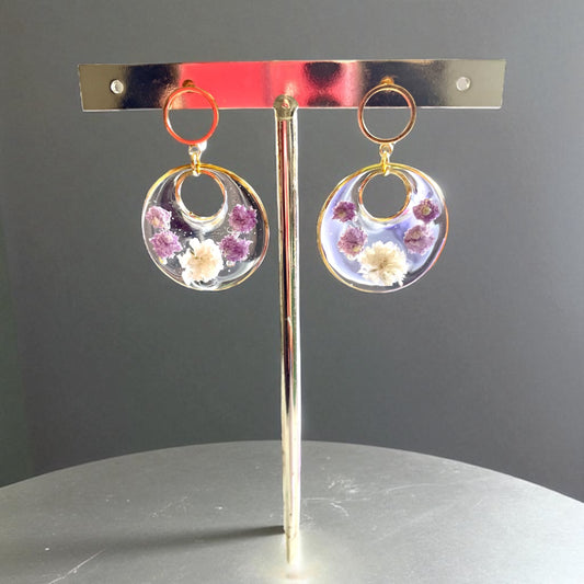 Boucles d’oreilles créoles gypsophile & pigamon