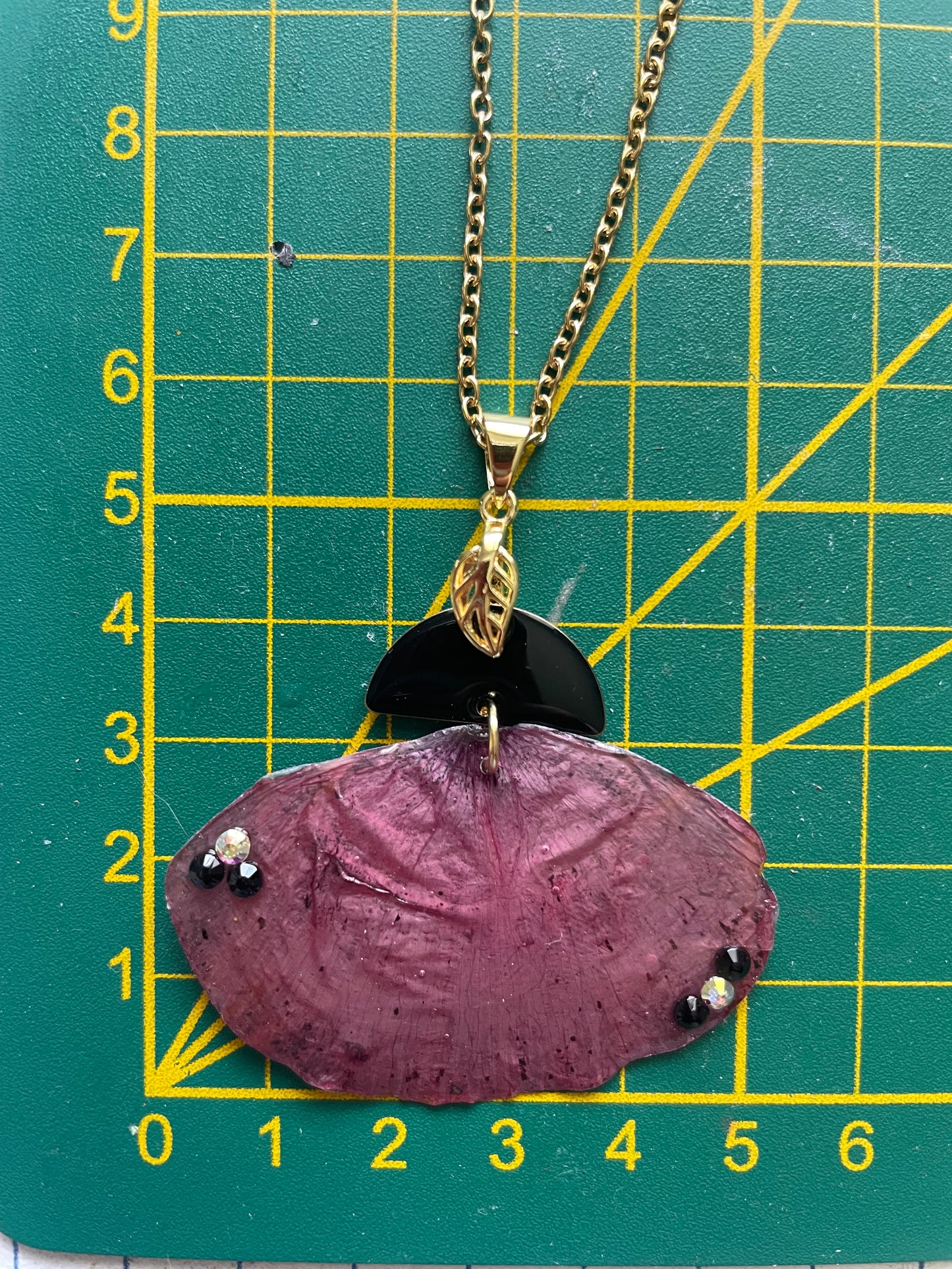 Collier Pétale de Coquelicot Fantasia