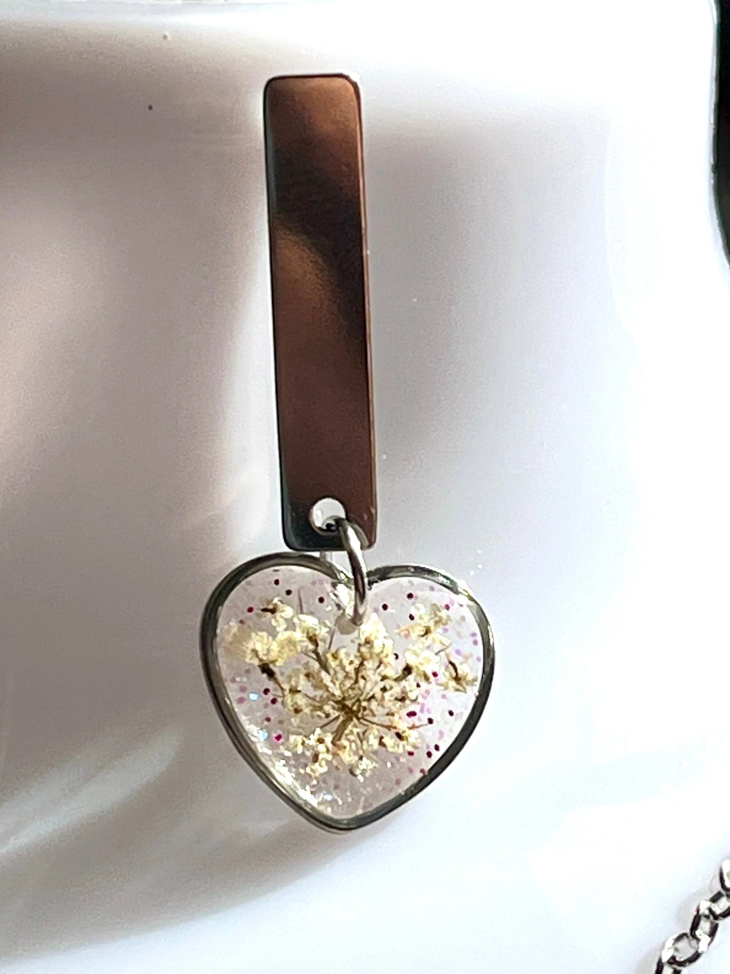 Parure de bijoux cœurs de fleurs de carotte sauvage & cristal Aux fleurs de Chloé