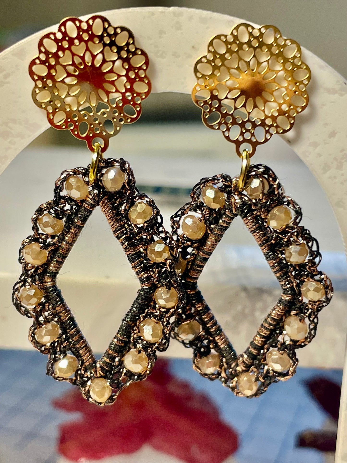 Boucles d’oreilles perles de verre Baroque - Aux fleurs de Chloé Boucles d’oreilles perles de verre Baroque Boucles d’oreilles Boucles d’oreilles