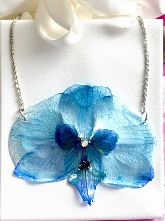 Collier Orchidée  Bleue