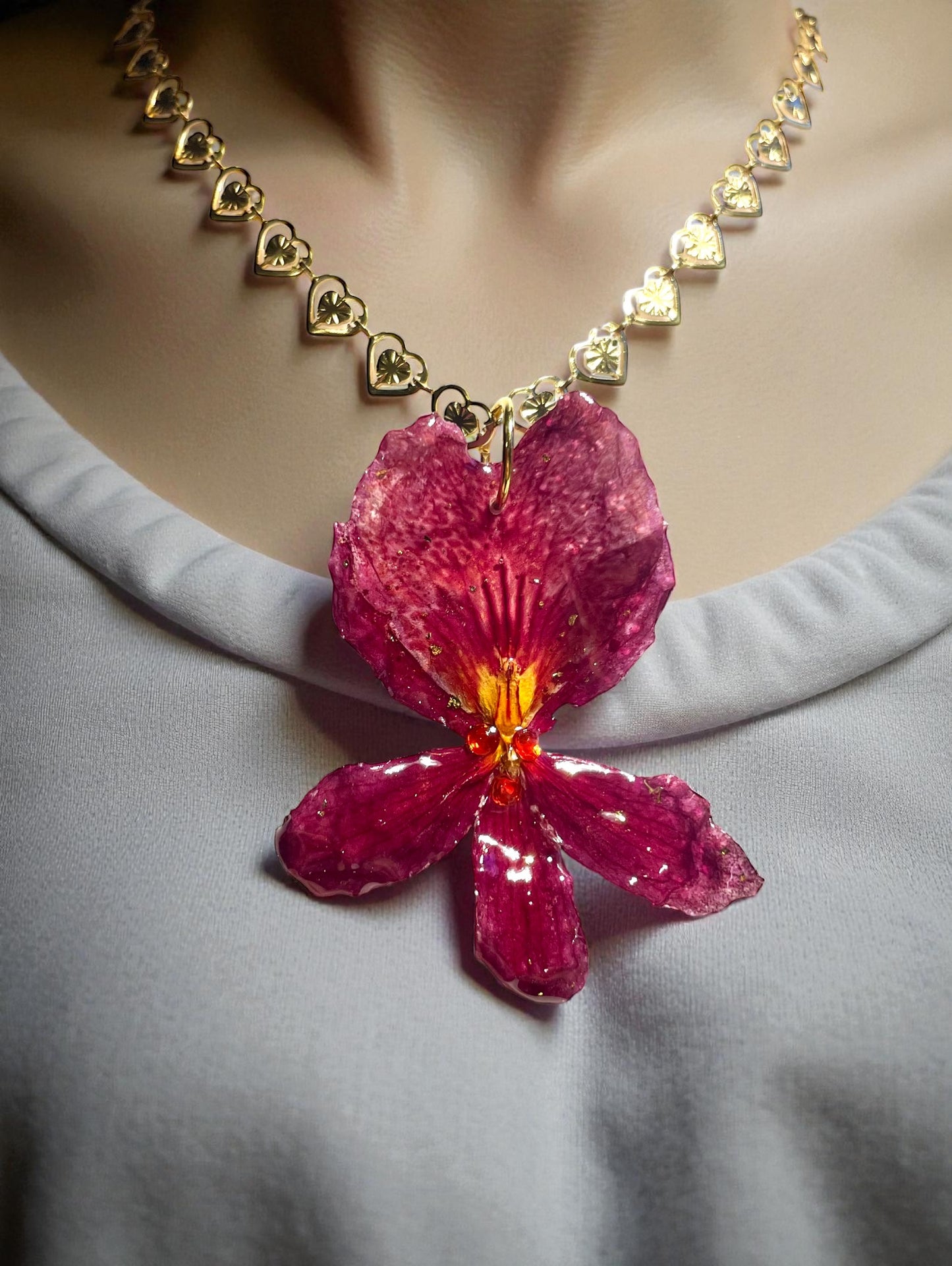 Collier fleur d’ orchidée Cattleya