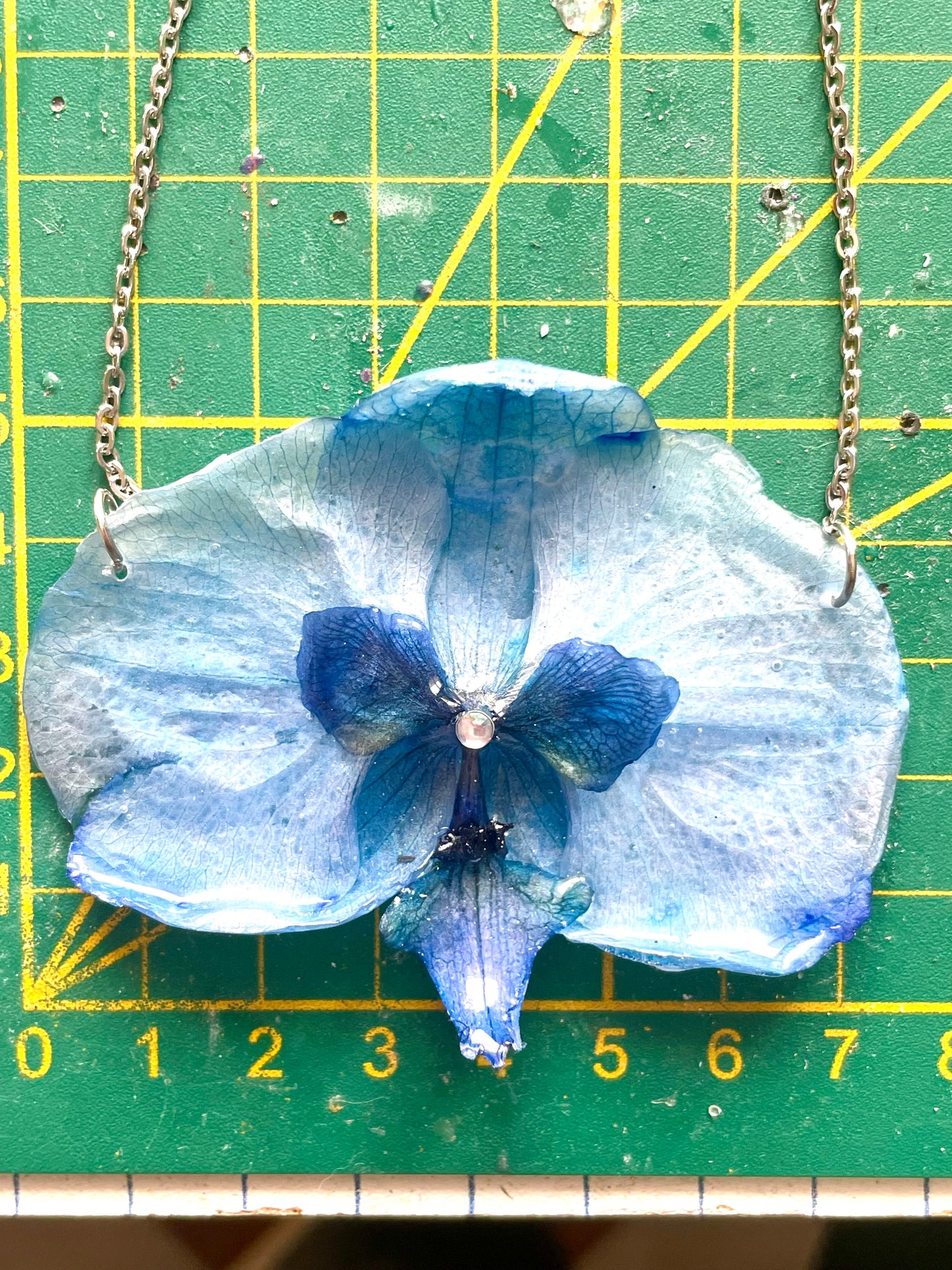 Collier Orchidée  Bleue