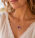 Collier Cœur en pétale de Camélia naturel – Résine & Cristal scintillant
