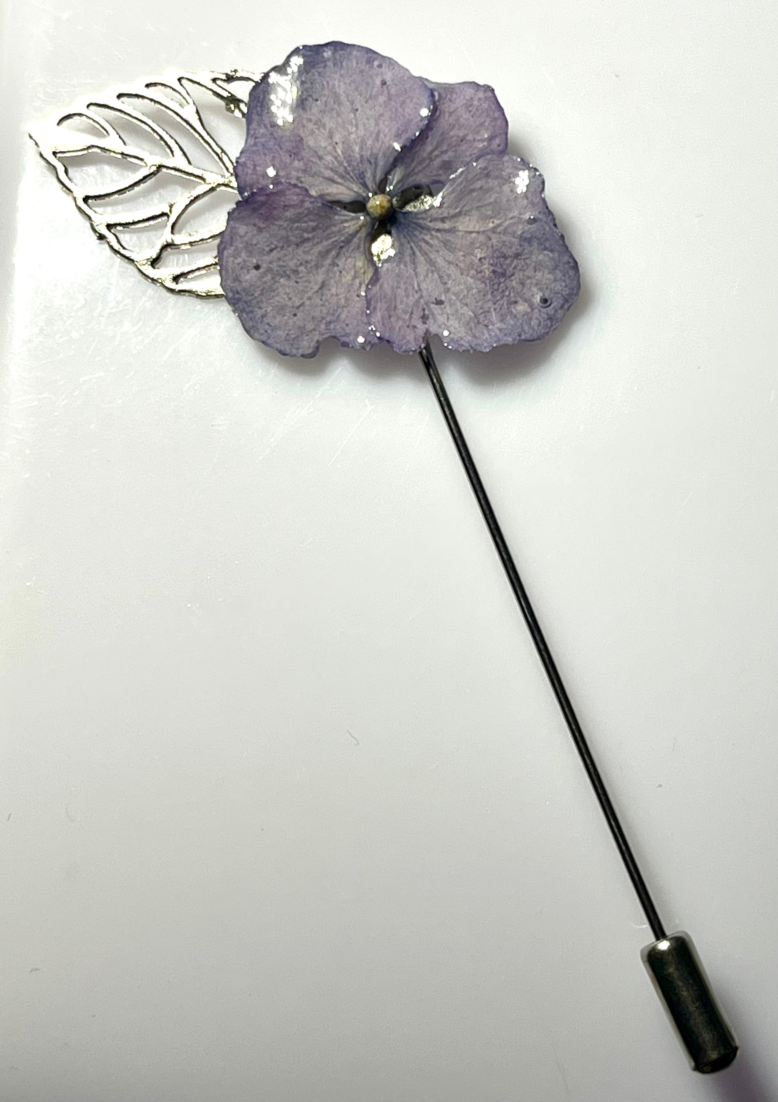 Épingle broche fleur hortensia bleu