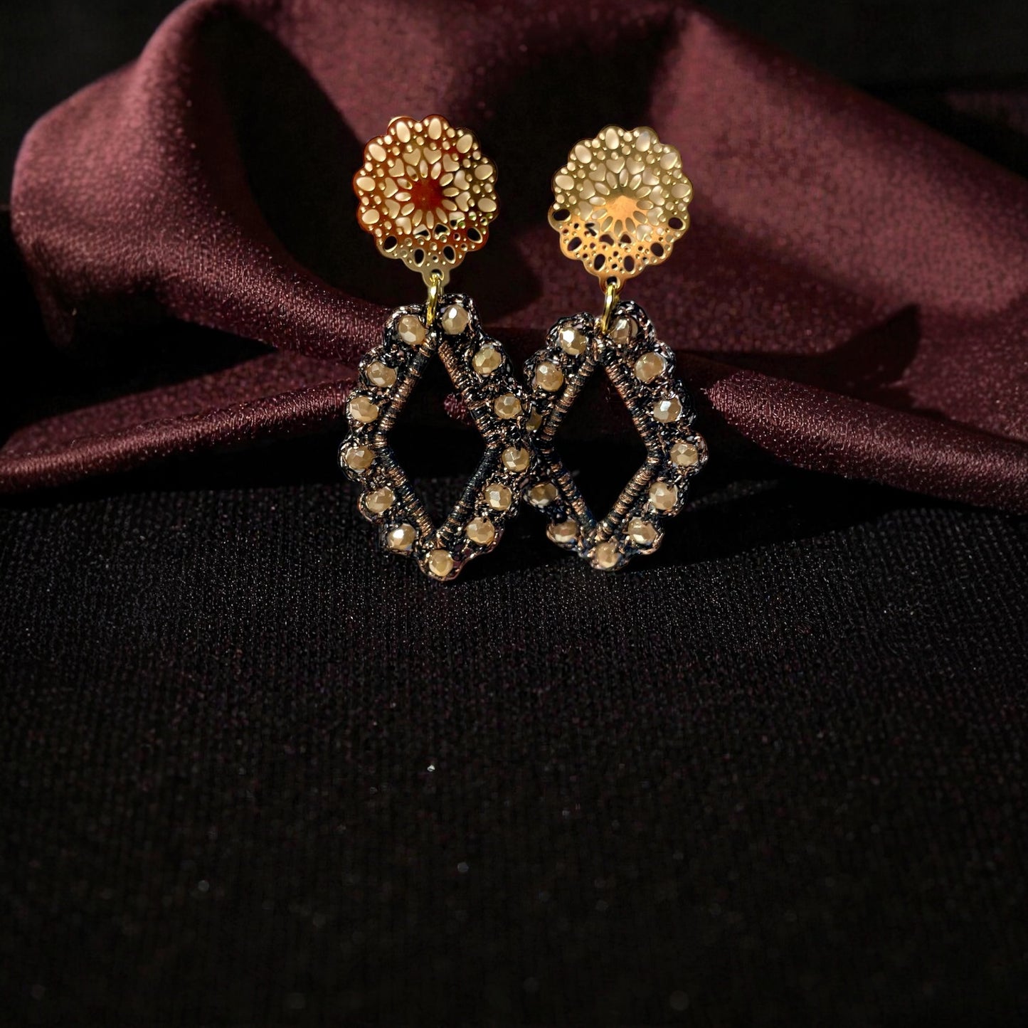 Boucles d’oreilles perles de verre Baroque - Aux fleurs de Chloé Boucles d’oreilles perles de verre Baroque Boucles d’oreilles Boucles d’oreilles