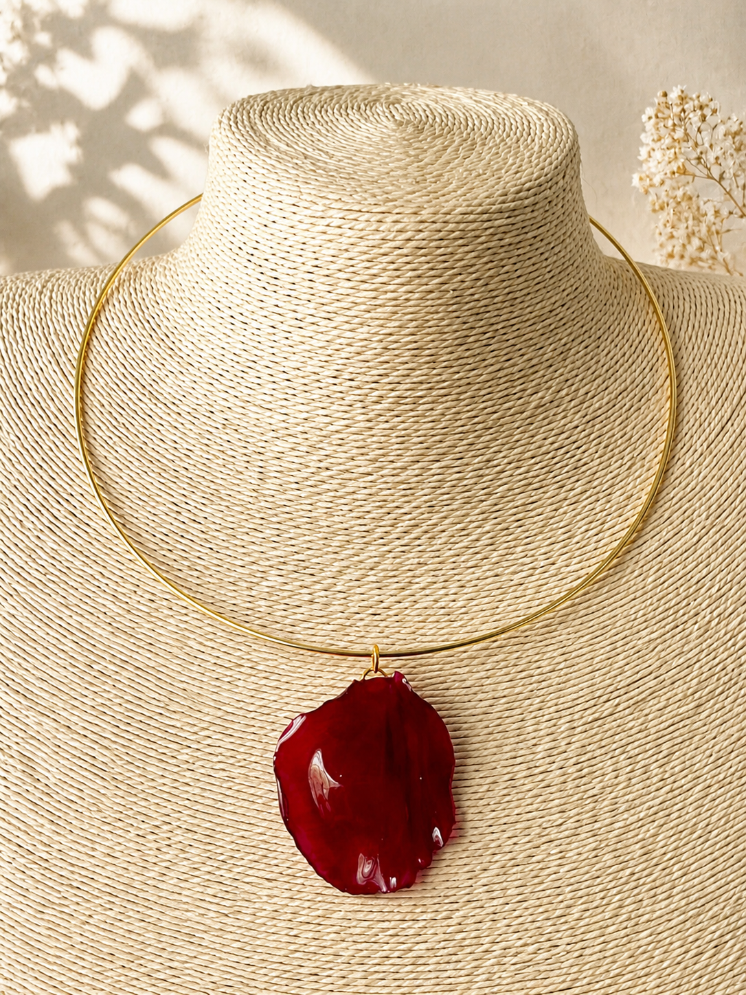 🌺 Peony Petal Set – Natural Elegance

A unique creation, inspired by the delicacy of blooming flowers.