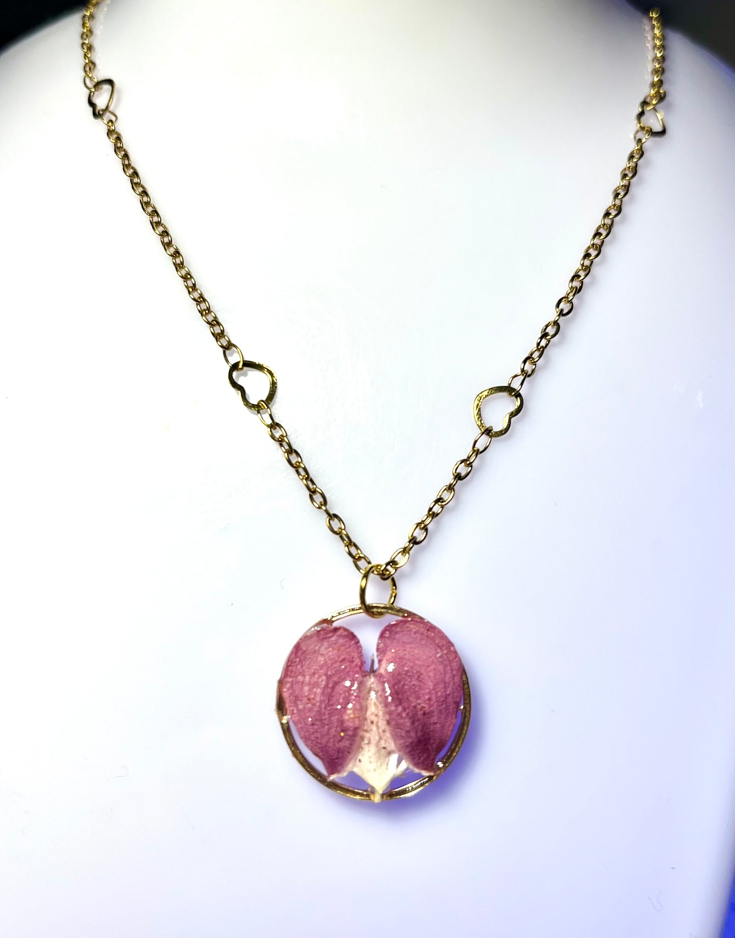 Collier fleur de Cœur de Marie