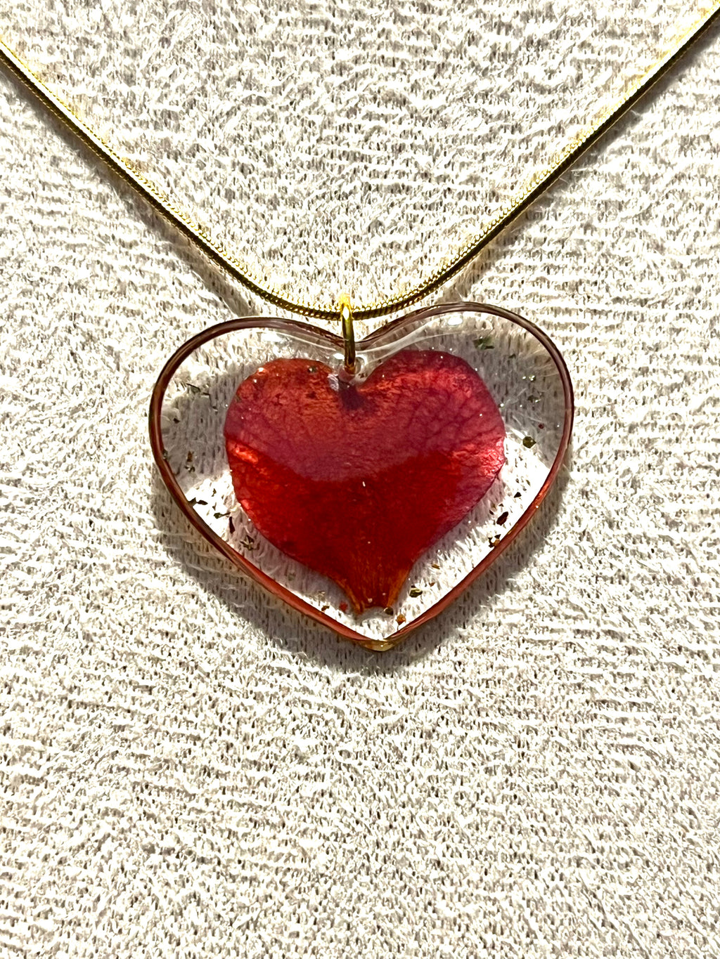Collier Cœur Pétale de Camélia