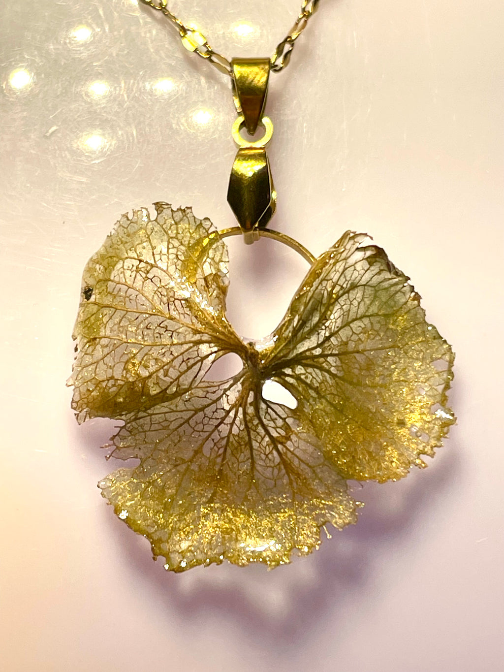 Collier dentelle végétale Hortensia - Aux fleurs de Chloé Collier dentelle végétale Hortensia Collier Collier