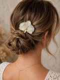 Épingle à cheveux Orchidée blanche naturelle – Résine & éclat doré