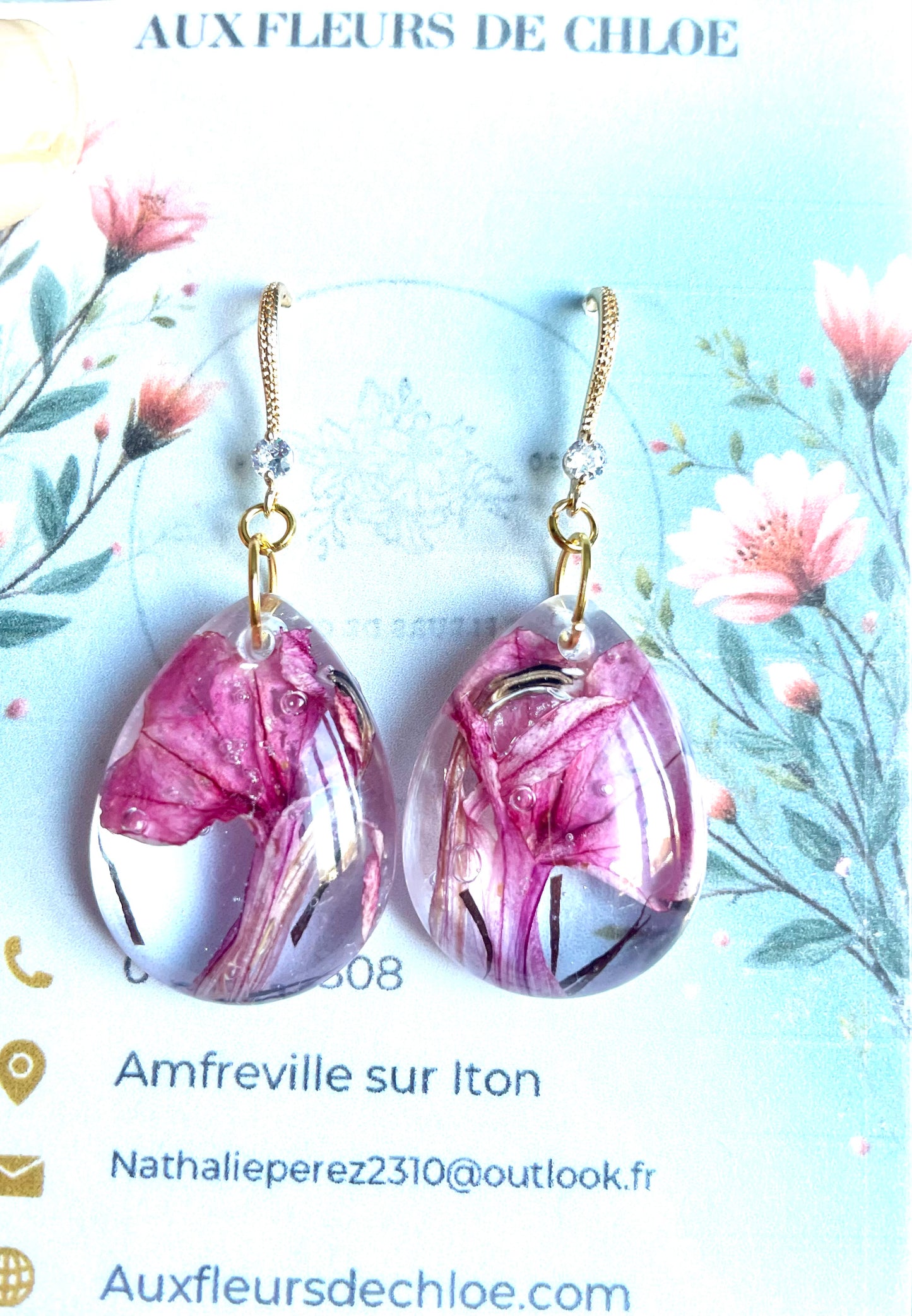Boucles d’oreilles larmes de Lobelia - Aux fleurs de Chloé Boucles d’oreilles larmes de Lobelia Boucles d’oreilles Boucles d’oreilles