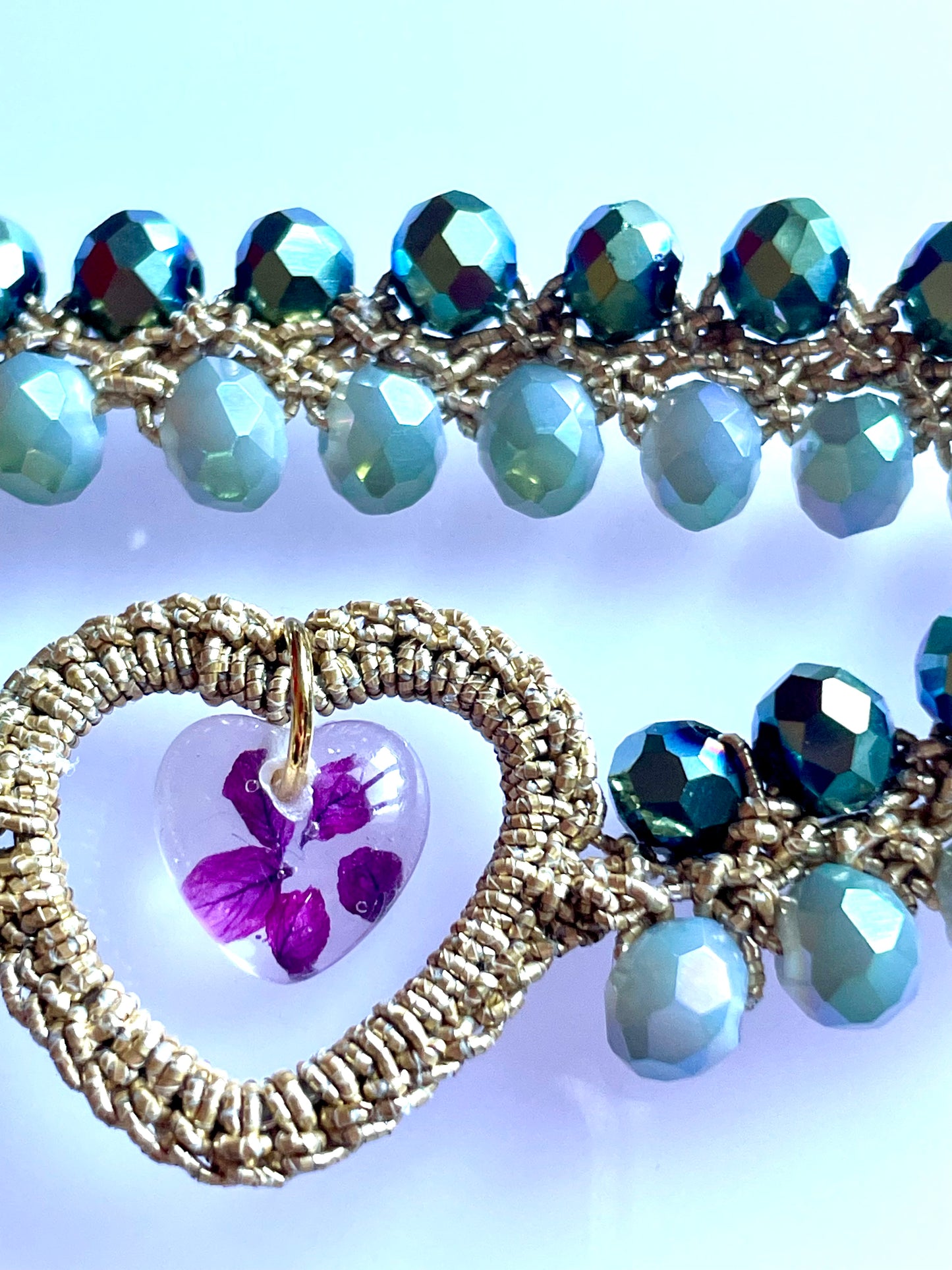 Bracelet  duo cœurs pétales  de fleur violette