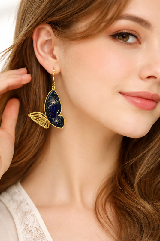 ✨ Boucles d’oreilles Papillon Nuit Étoilée