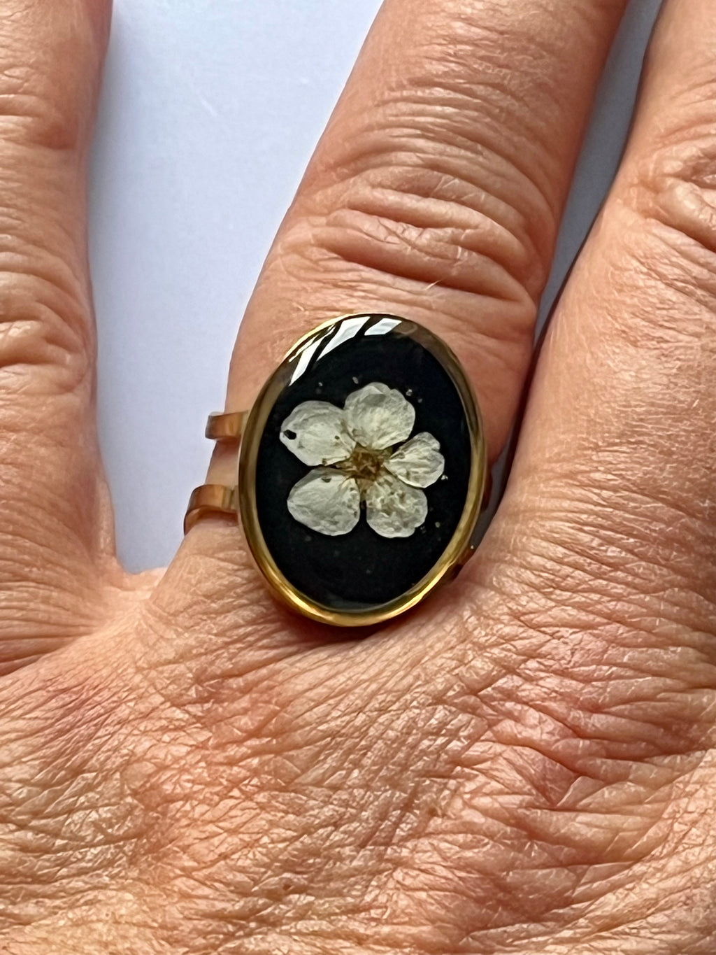 Bague Spirée Fleur Naturelle – Bijou Floral Artisanal