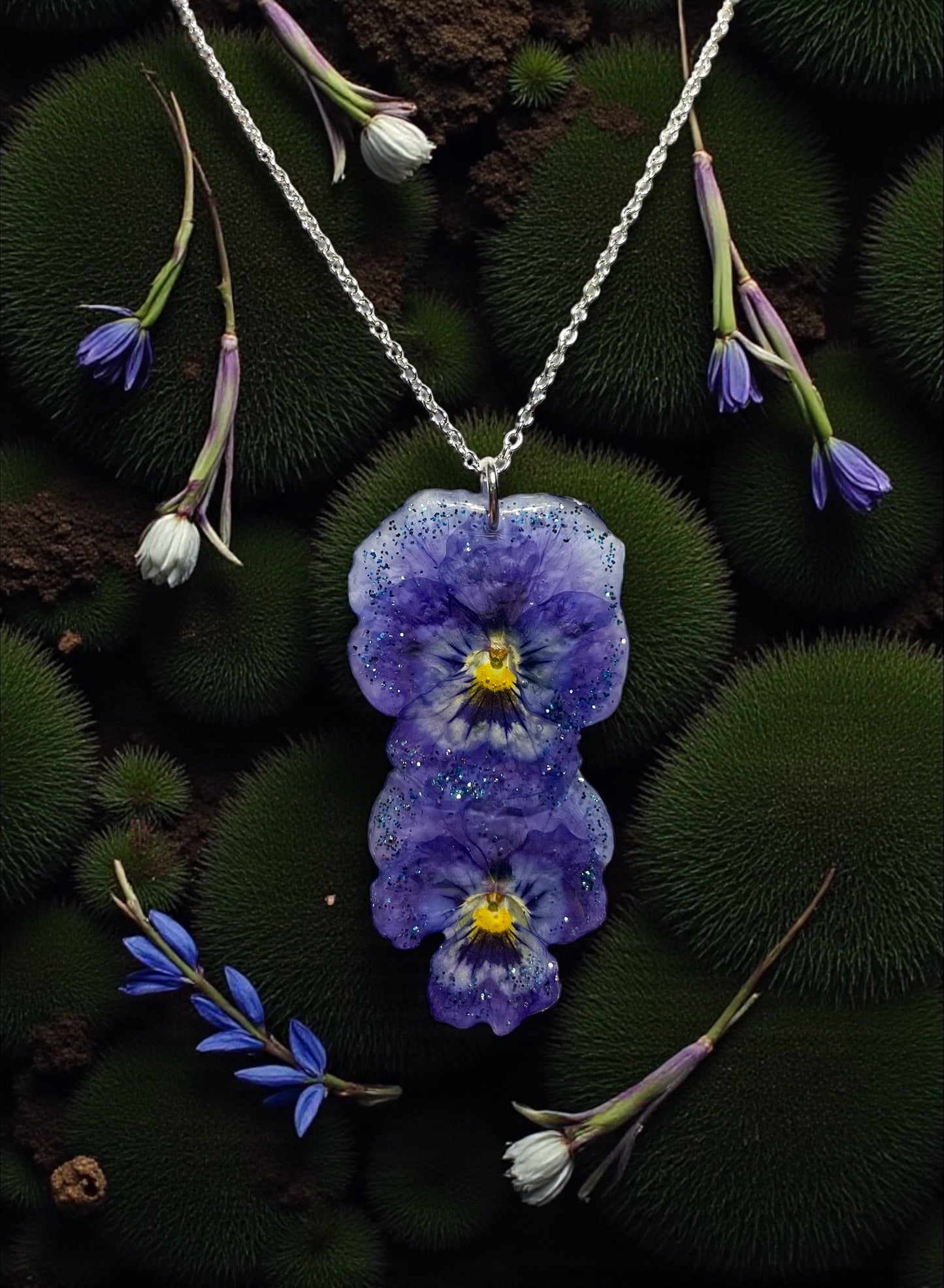 Collier double pensée bleutée