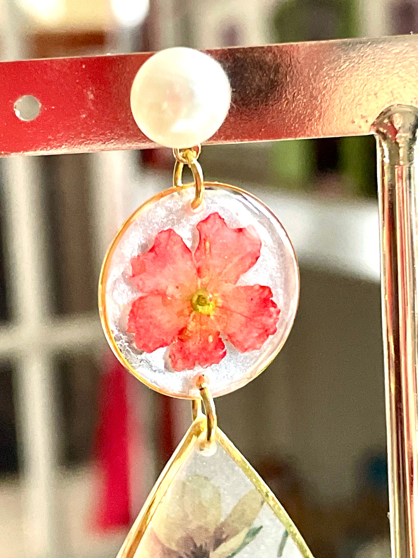 Boucles d’oreilles fleurs de Lantana & larmes de papier fleuri