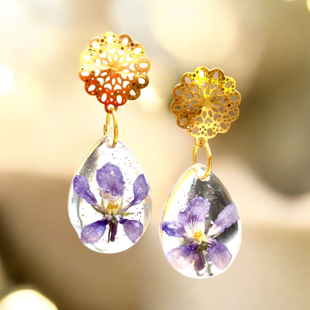 Boucles d’oreilles larmes de violettes - Aux fleurs de Chloé Boucles d’oreilles larmes de violettes Boucles d’oreilles Boucles d’oreilles