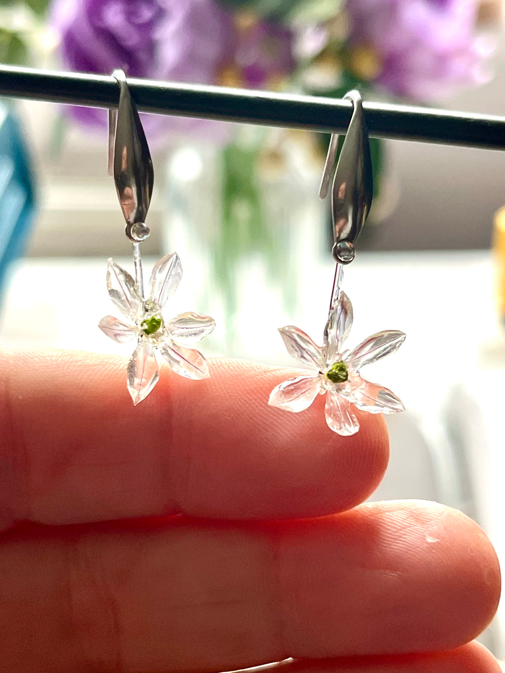 Natural Allium Flower Earrings

Botanical elegance and airy lightness