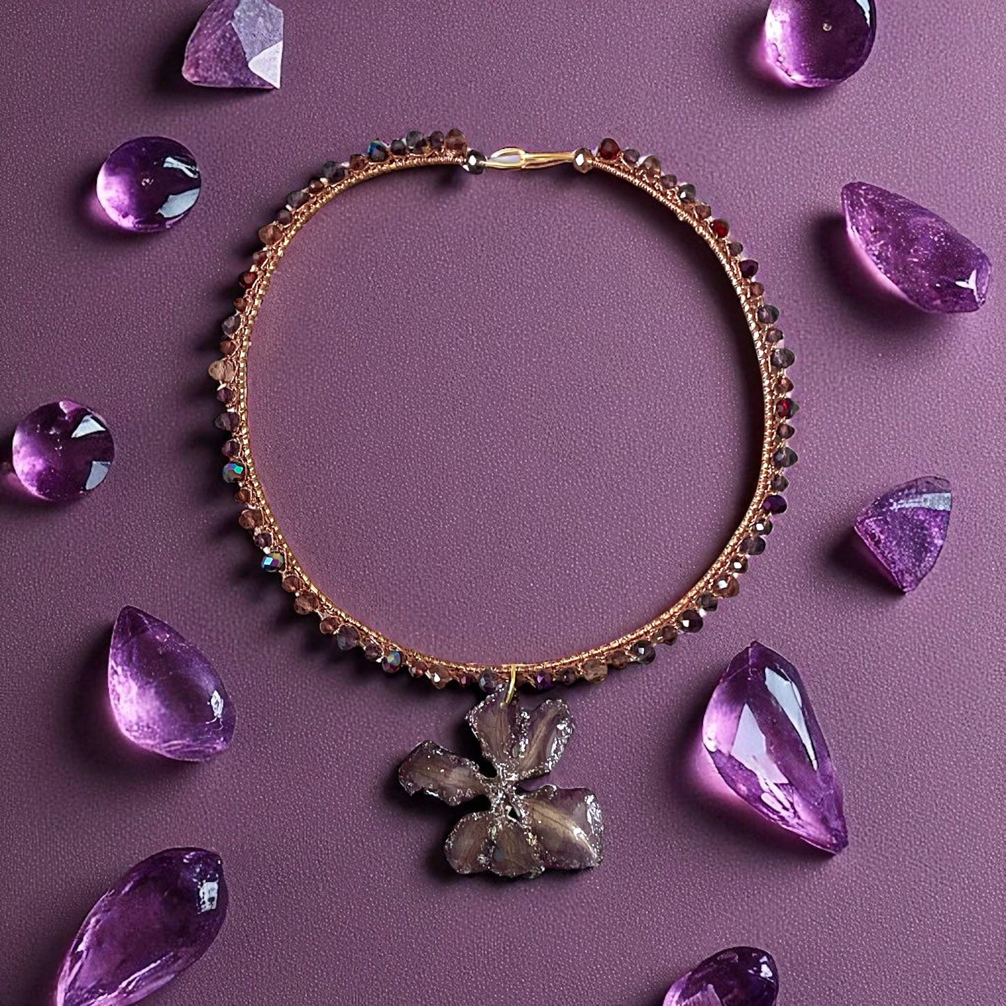 Collier choker Clématite & perles de verre