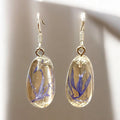 Boucles d’oreilles galets de pétales de Bleuet - Aux fleurs de Chloé Boucles d’oreilles galets de pétales de Bleuet Boucles d’oreilles Boucles d’oreilles