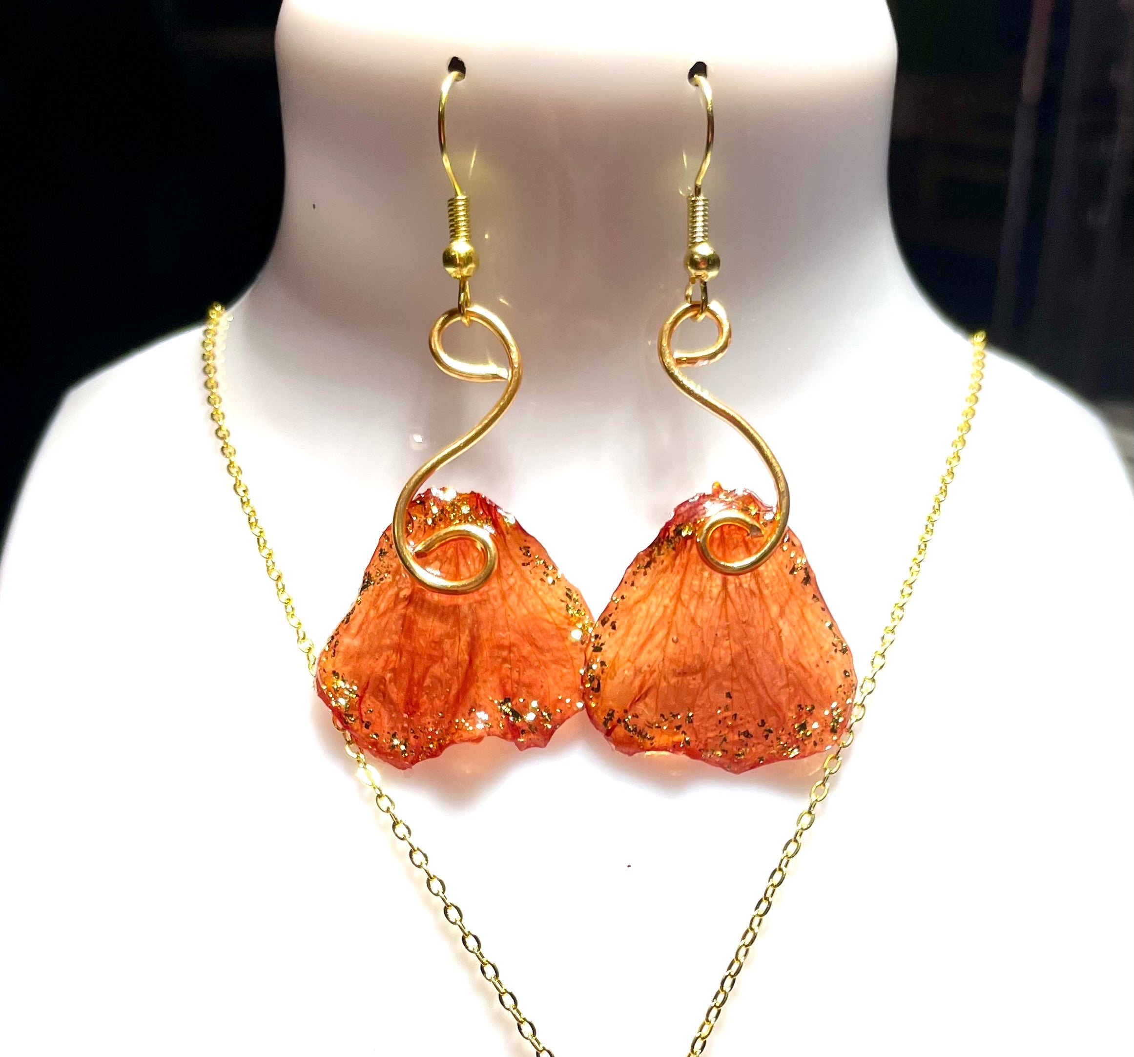 Boucles d’oreilles Pétales de Capucine Fantasia - Aux fleurs de Chloé Boucles d’oreilles Pétales de Capucine Fantasia Boucles d’oreilles Boucles d’oreilles