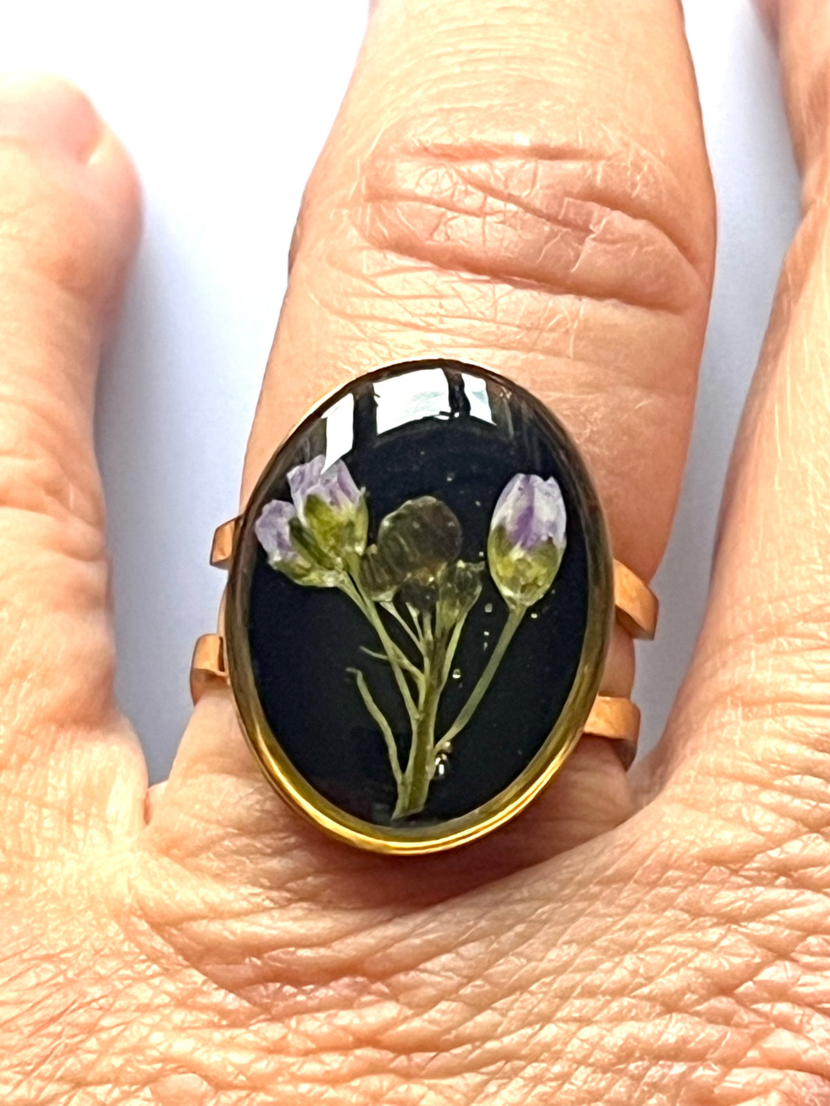 Bague Fleurs Naturelles Violettes – Bijou Floral Artisanal