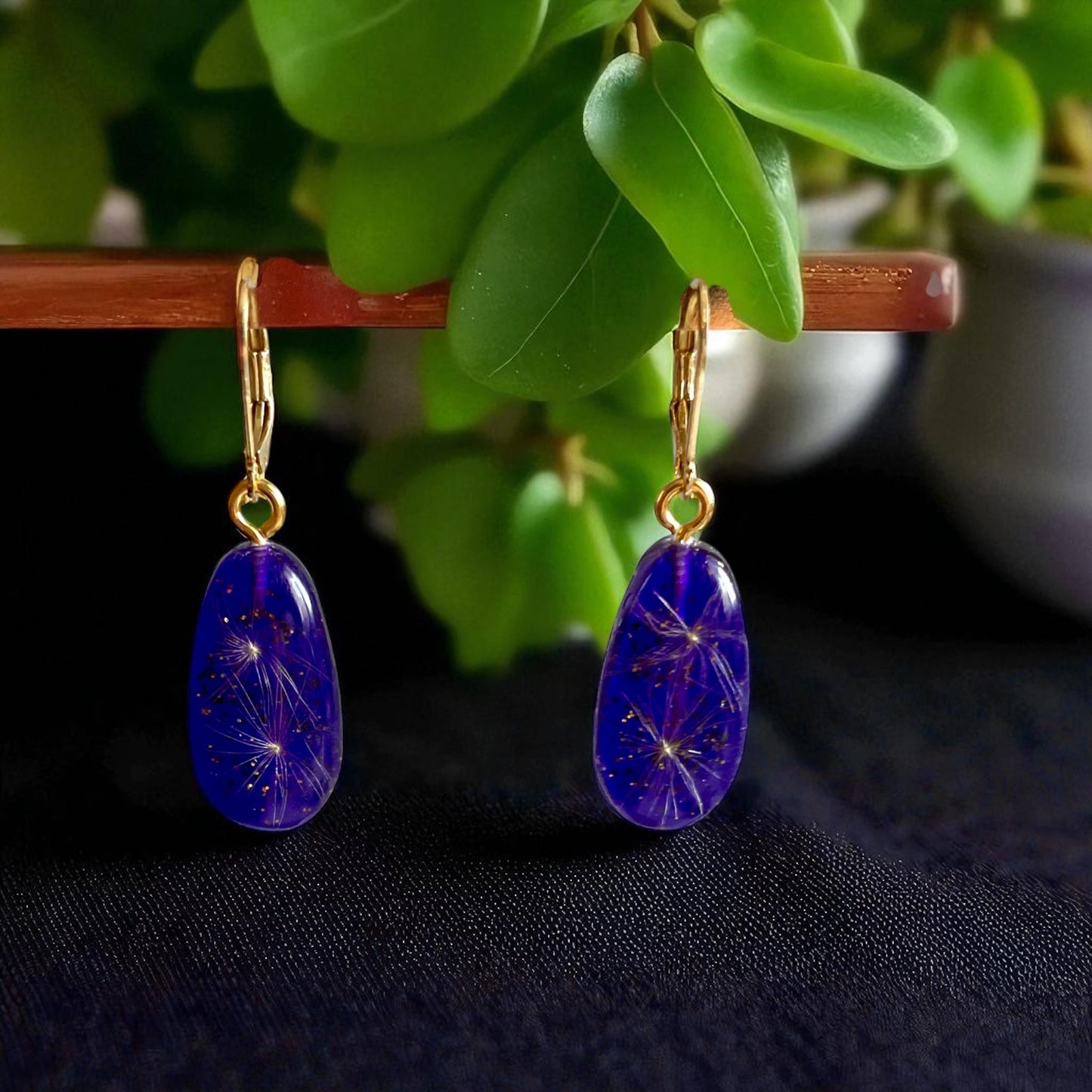 Boucles d’oreilles galets pissenlit violet
