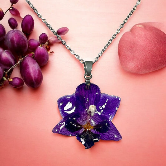 Pendentif mini orchidée violette