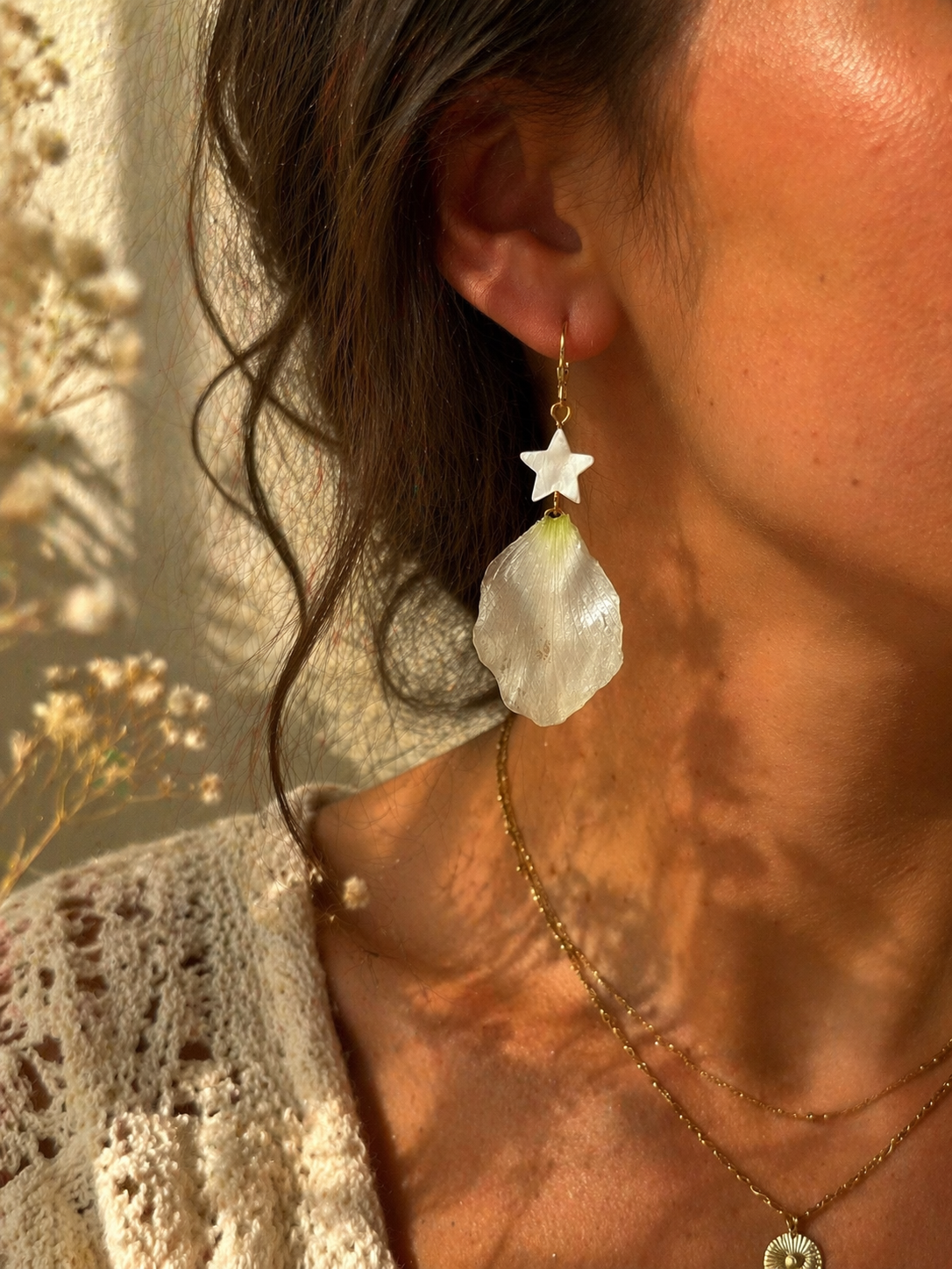 🌸 Boucles d’oreilles “Éclat Floral Étoilé”