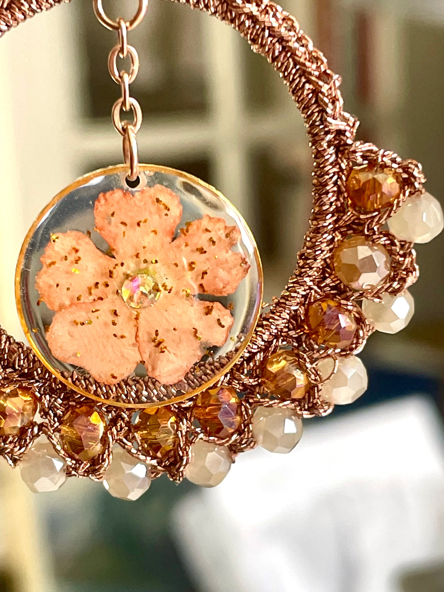 Boucles d’oreilles or rose fleur de Lantana