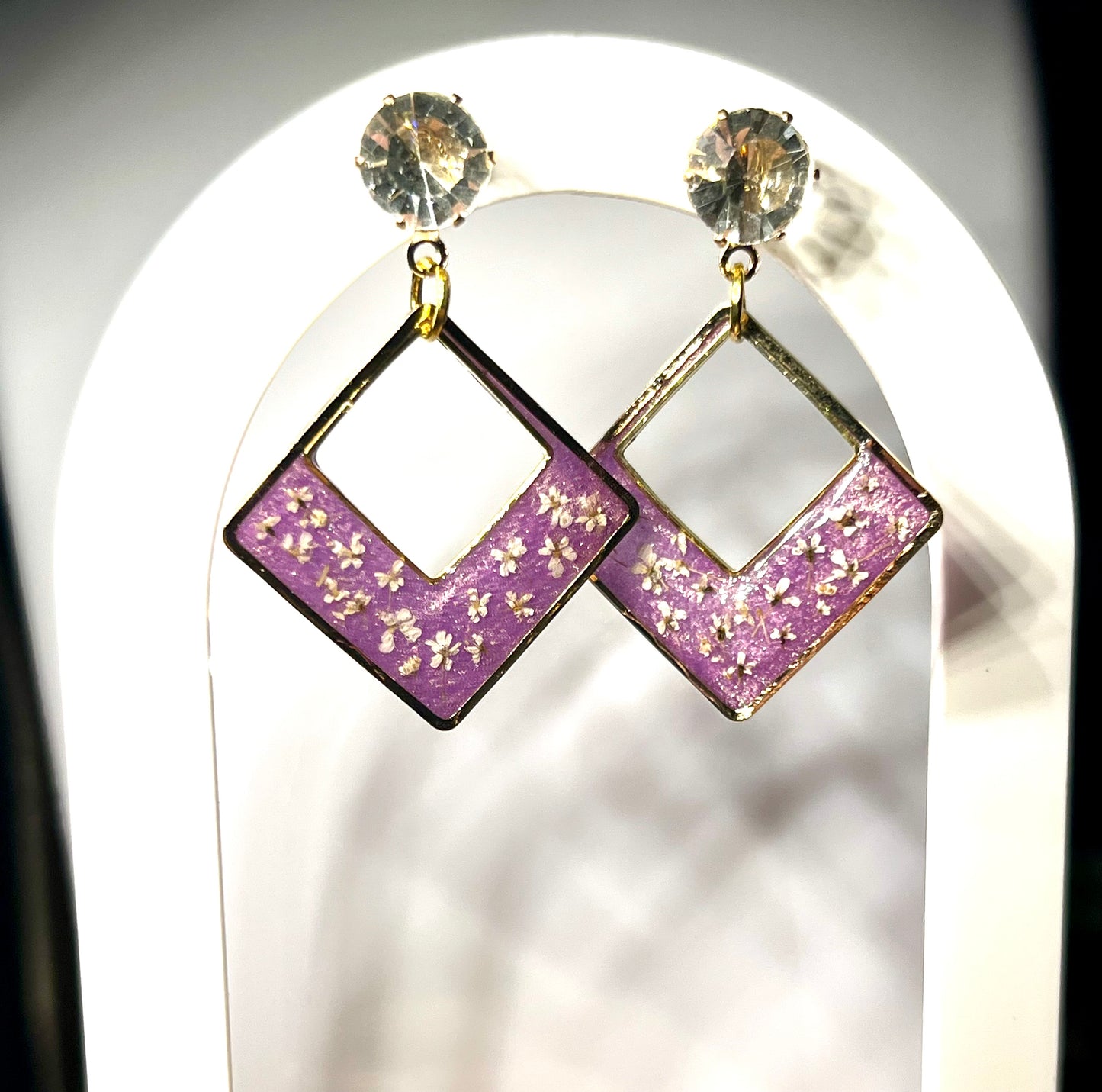 Boucles d’oreilles fleurs de carotte sauvage violet nacré