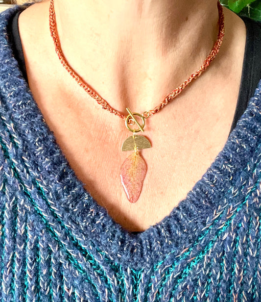 Collier choker cordon fil ciré Amaranthe