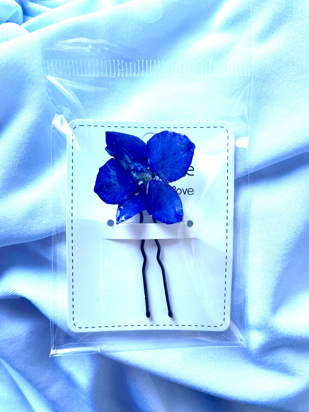 Petite épingle à chignon Pied d’Alouette - Aux fleurs de Chloé Petite épingle à chignon Pied d’Alouette Epingle à cheveux Epingle à cheveux