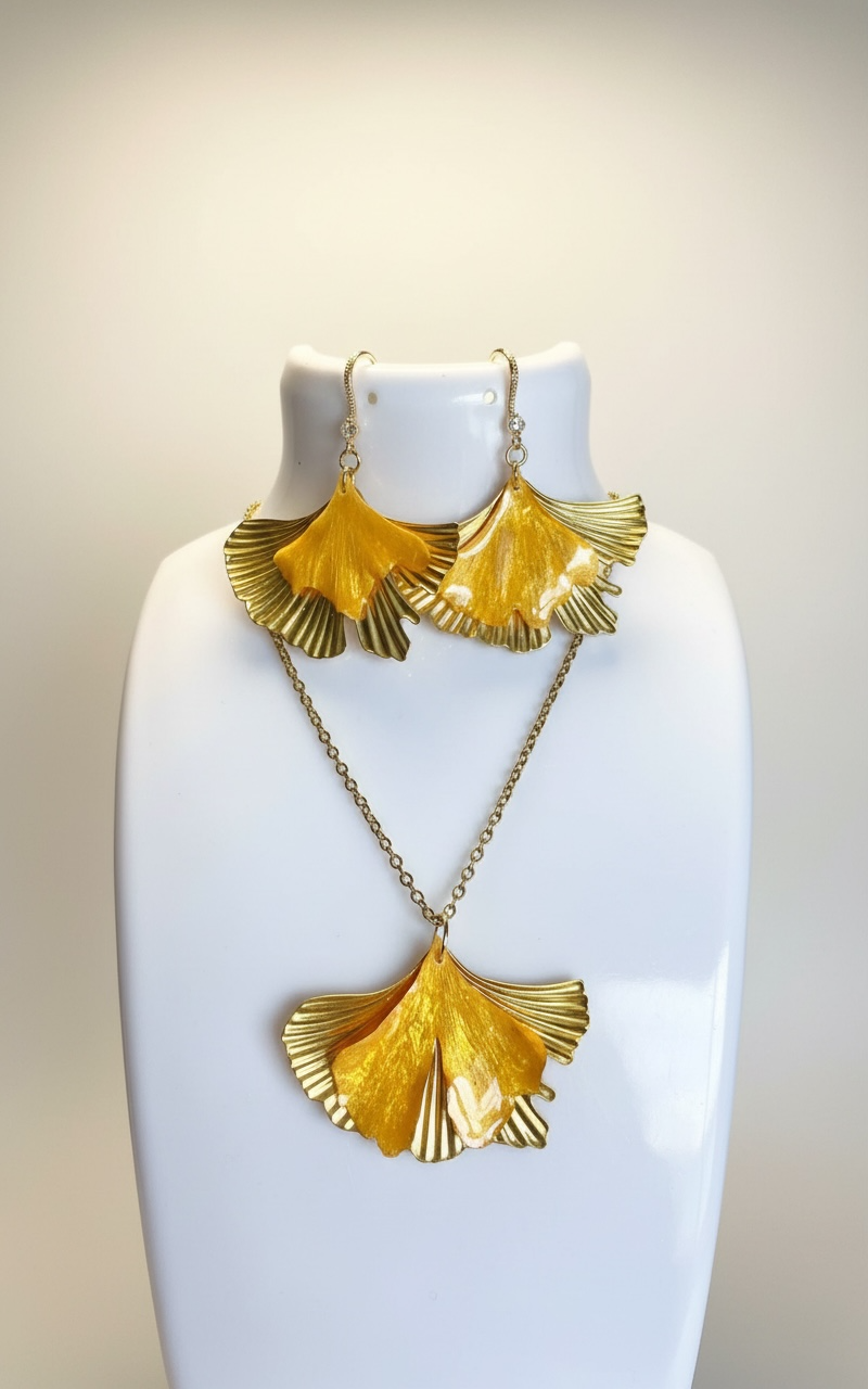 Parure bijoux duo de feuilles de Ginkgo - Aux fleurs de Chloé Parure bijoux duo de feuilles de Ginkgo Parure bijoux Parure bijoux