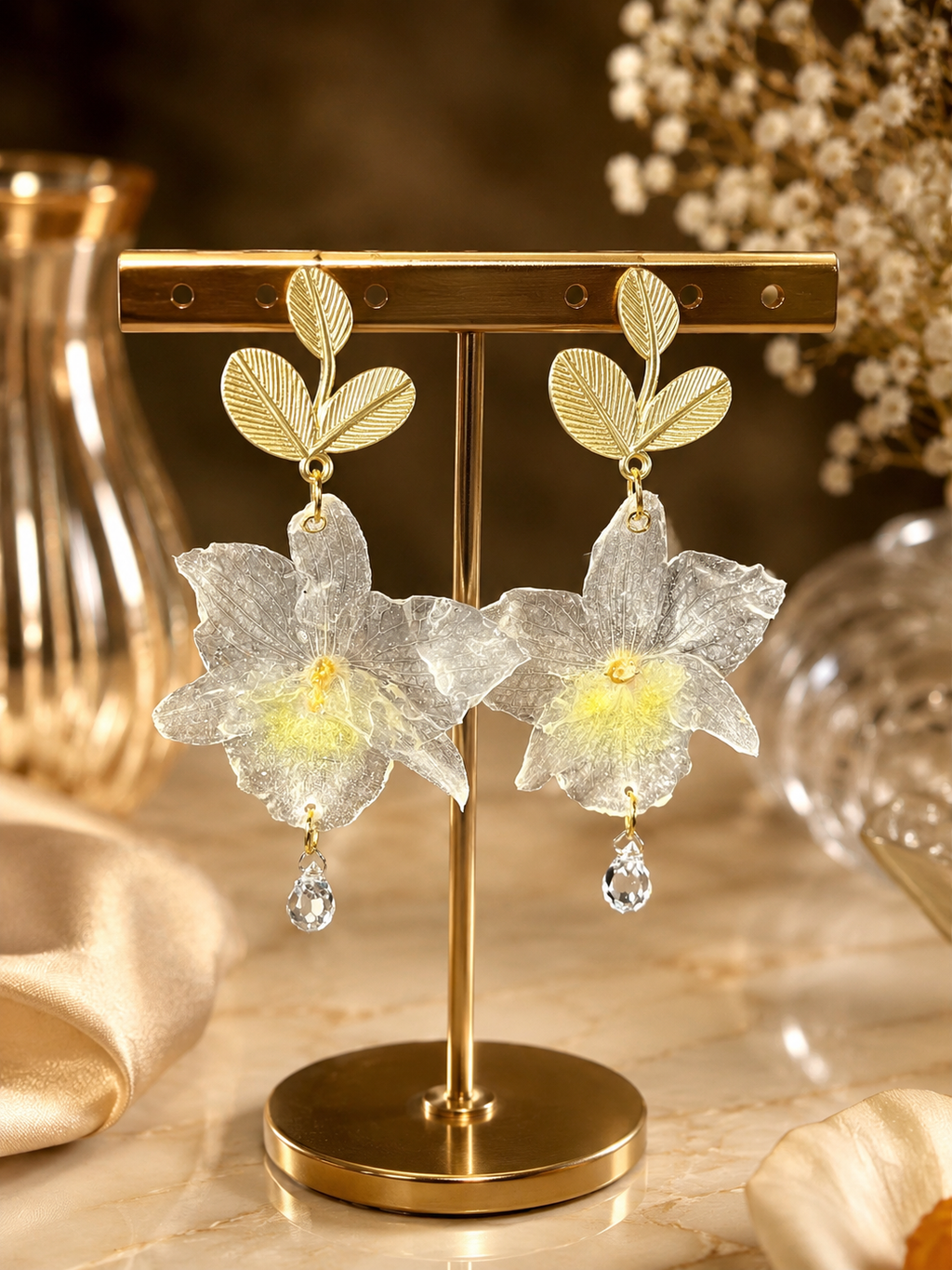 Boucles d’oreilles Orchidée Bambou – Fleur naturelle résinée