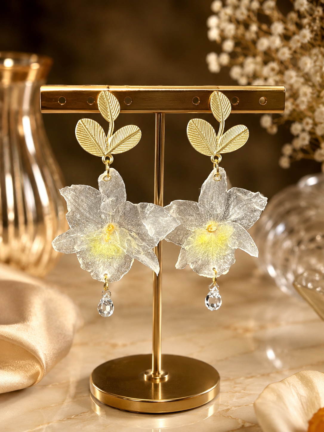Boucles d’oreilles Orchidée Bambou – Fleur naturelle résinée