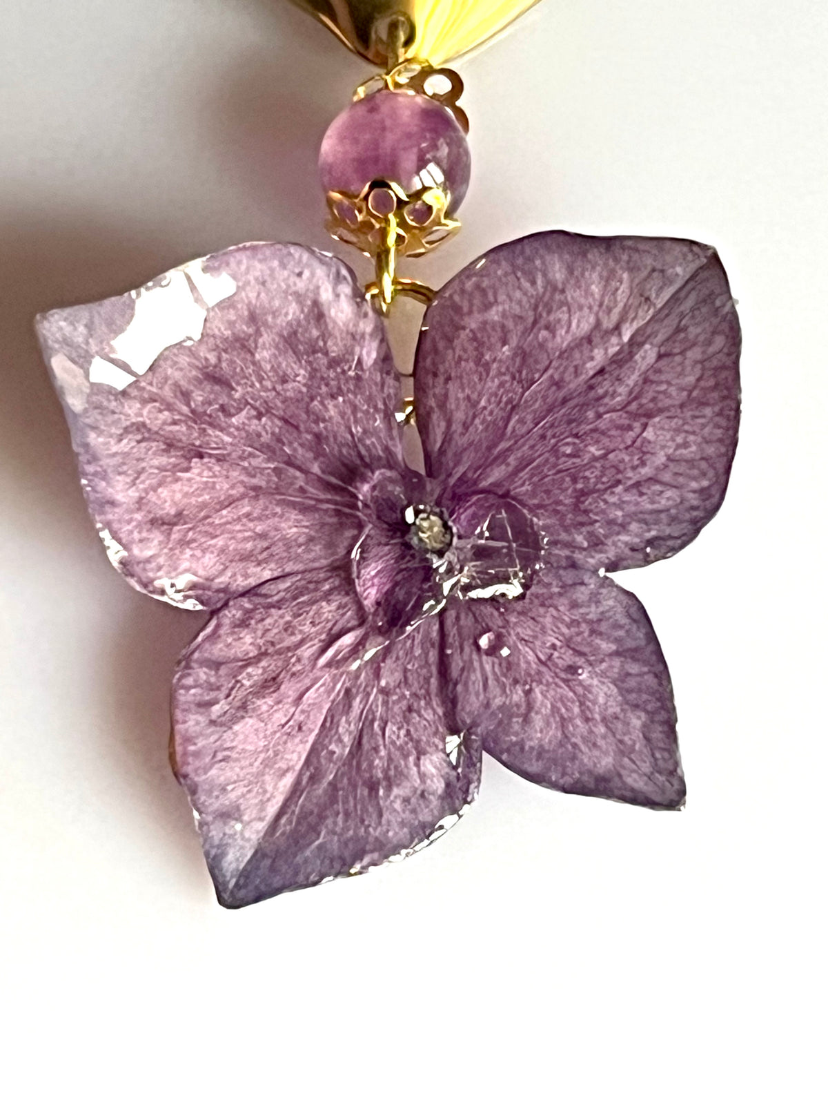 Boucles d’oreilles Hortensia & Améthyste