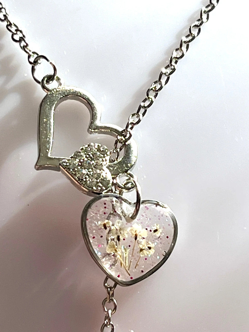 Parure de bijoux cœurs de fleurs de carotte sauvage & cristal Aux fleurs de Chloé