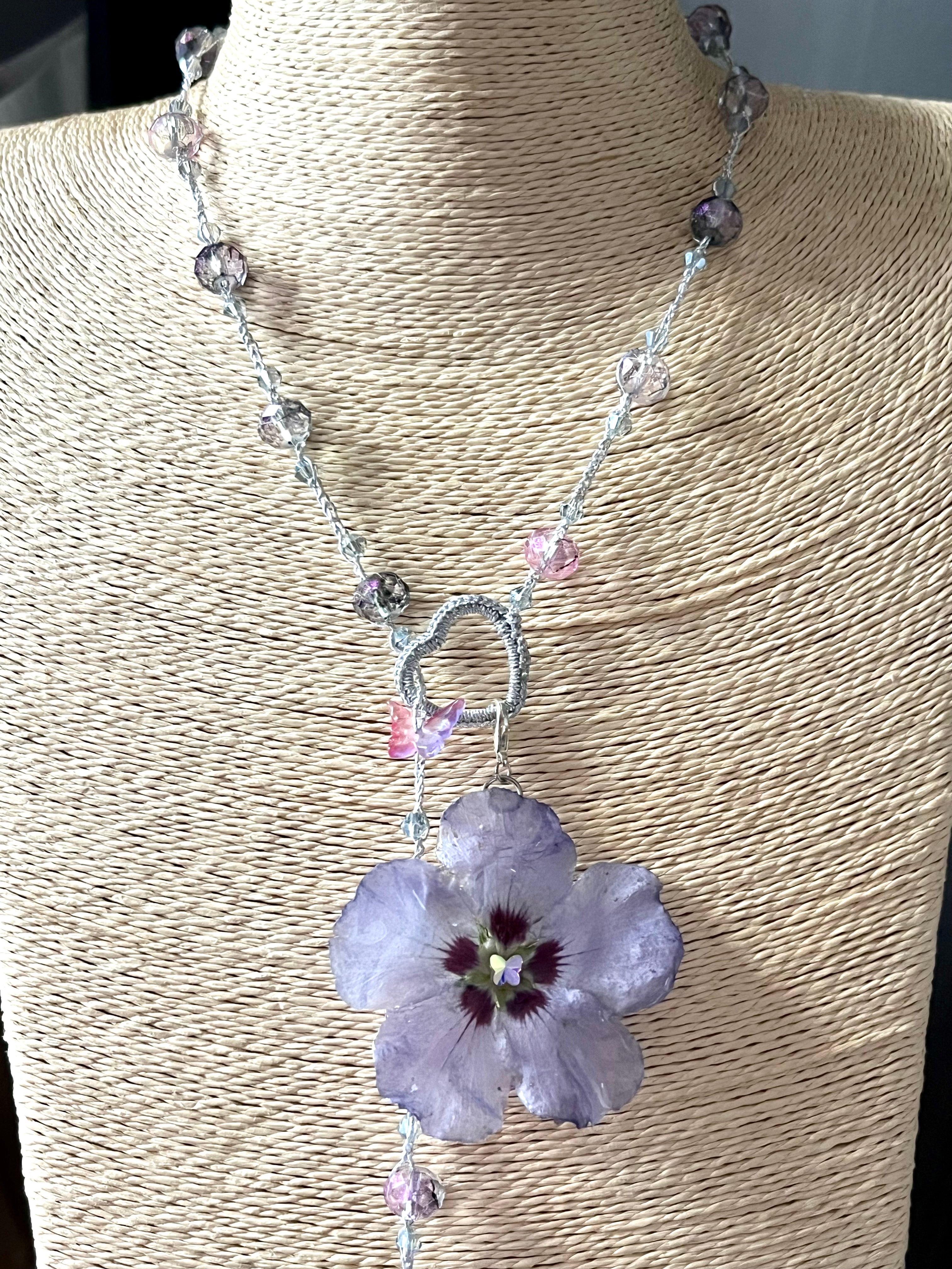 Collier sautoir Hibiscus & Papillons