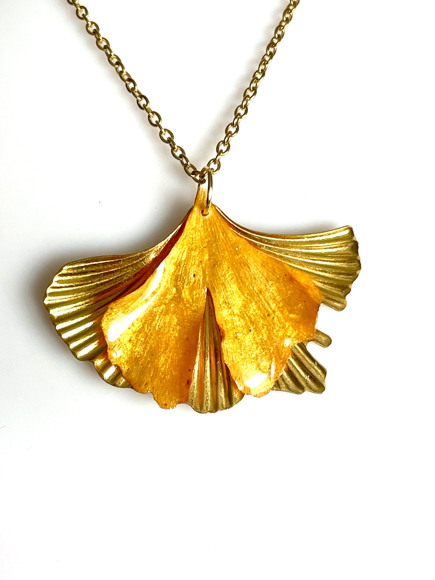 Parure bijoux duo de feuilles de Ginkgo - Aux fleurs de Chloé Parure bijoux duo de feuilles de Ginkgo Parure bijoux Parure bijoux