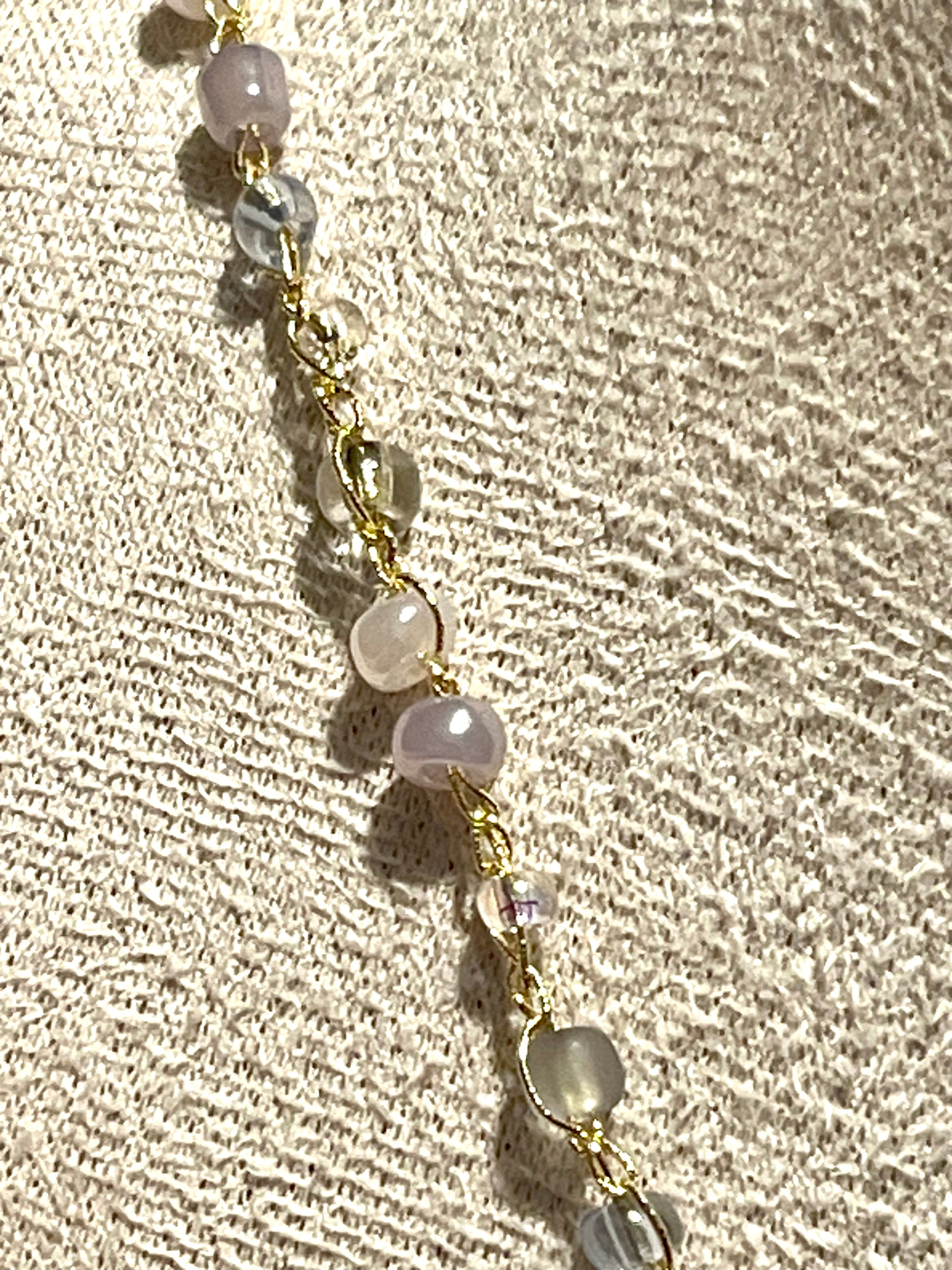 Collier au crochet & Pétale de Rose naturelle