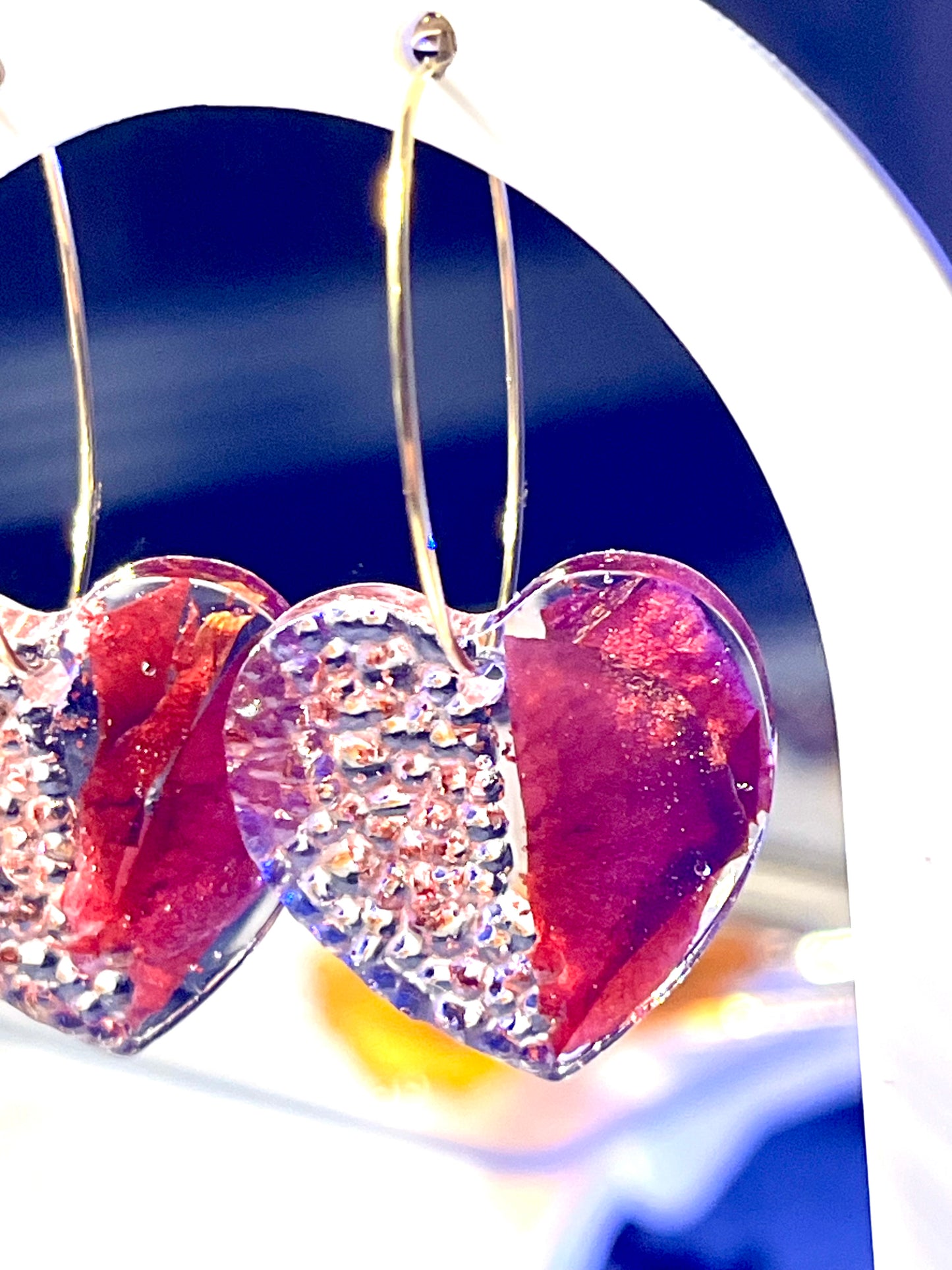 Boucles d’oreilles créoles cœurs de Camélia