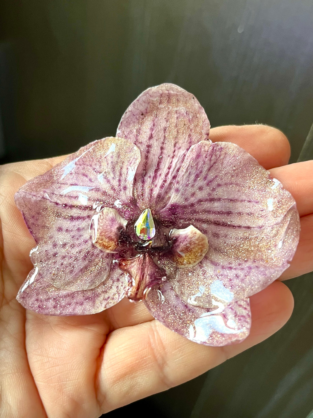 Broche orquidée fleurie