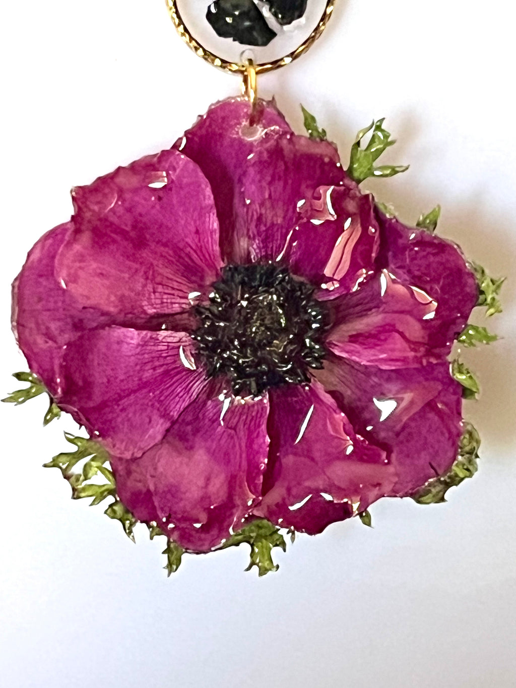 Collier Fleur d’Anémone Violette & Tourmaline Noire – Fleur naturelle résinée