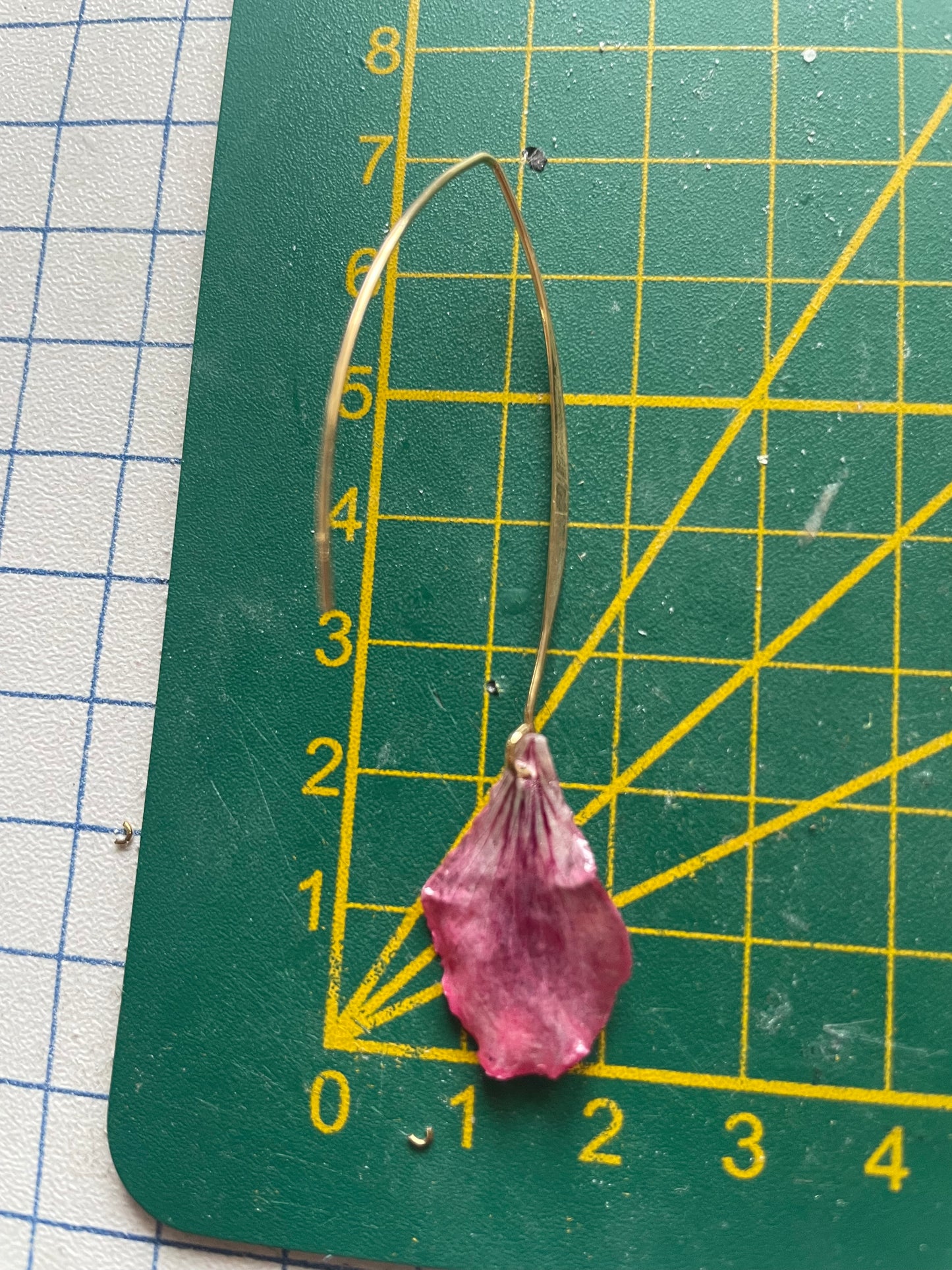 Boucles d’oreilles pétales Pélargonium grands crochets
