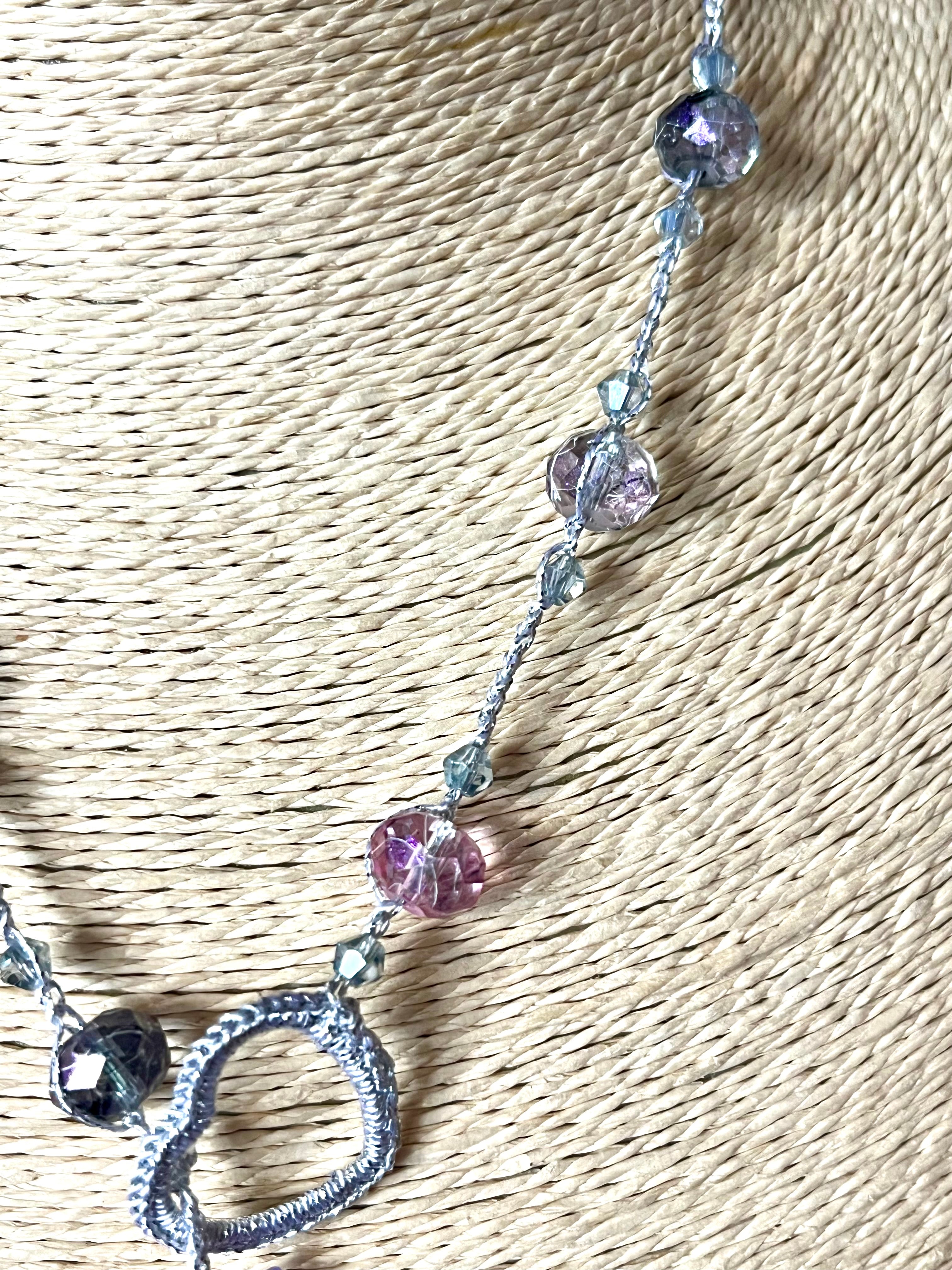 Collier sautoir Hibiscus & Papillons