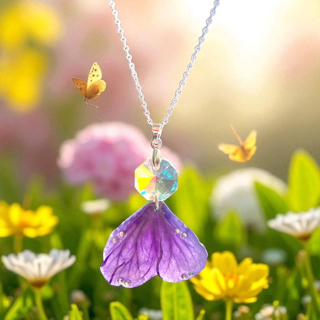 Collier pétale de Mauve Fantasia - Aux fleurs de Chloé Collier pétale de Mauve Fantasia Collier Collier