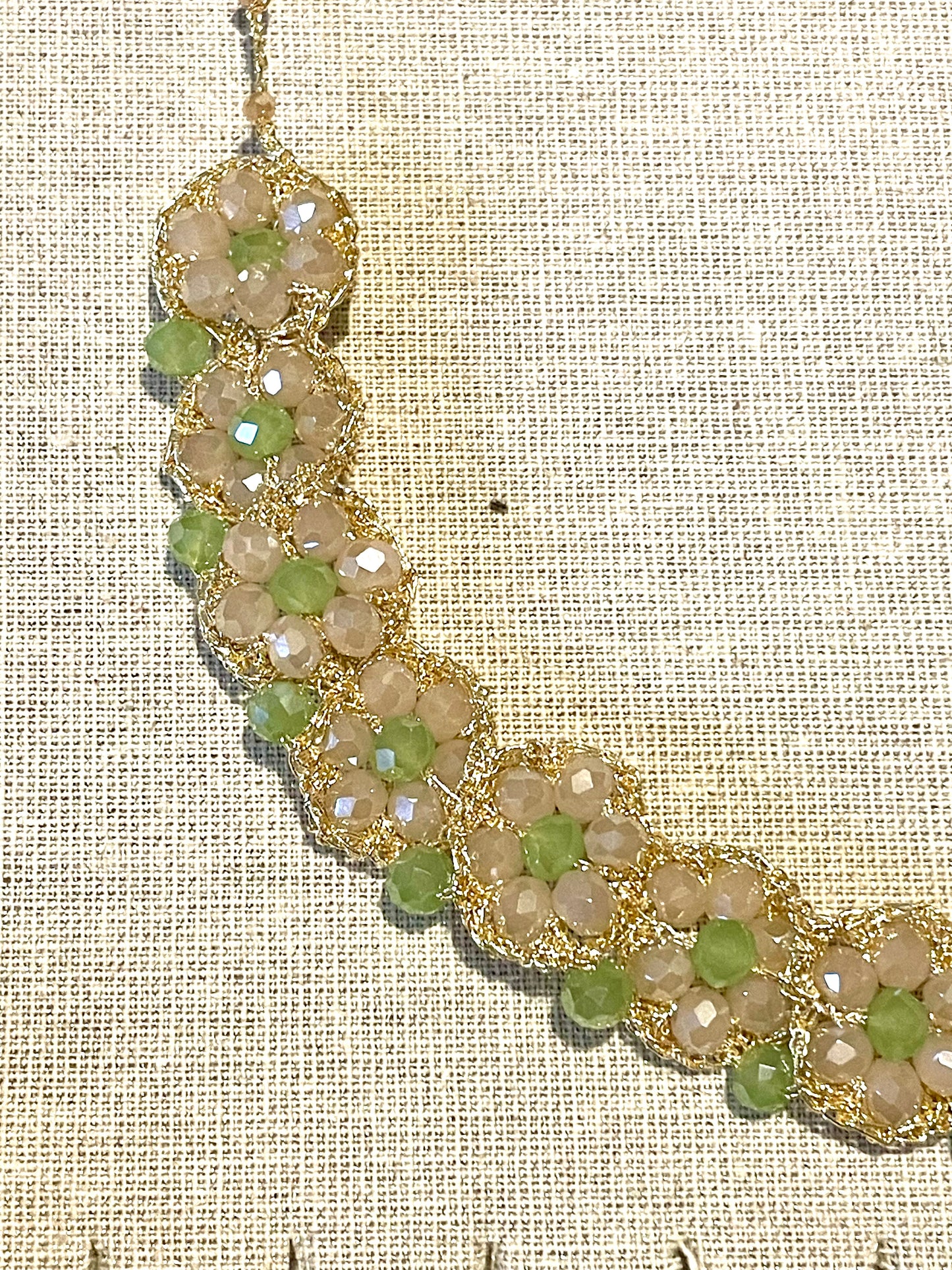 Collier fleurs de perles de verre Rosalia - Aux fleurs de Chloé Collier fleurs de perles de verre Rosalia Collier Collier