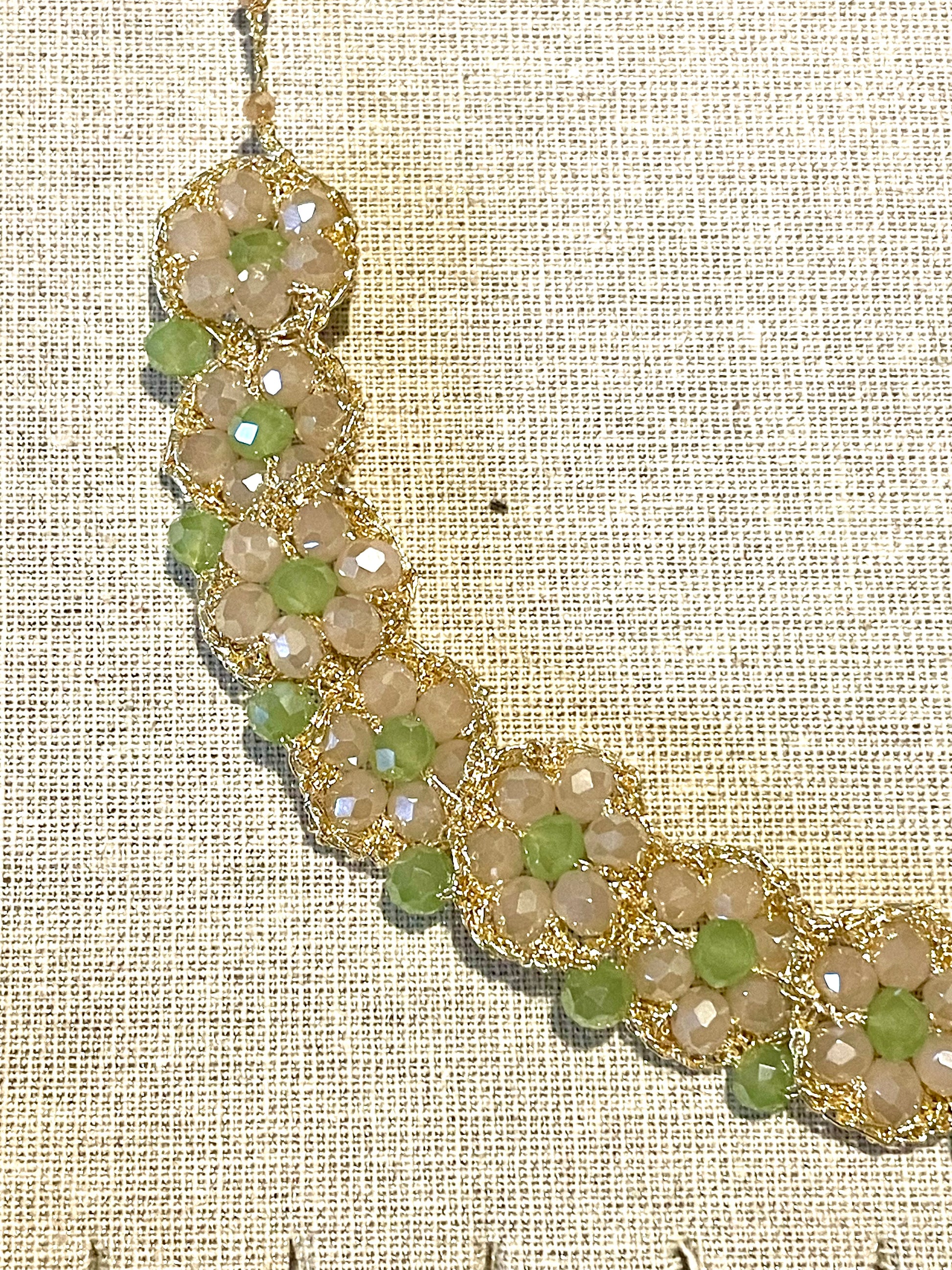 Collier fleurs de perles de verre Rosalia - Aux fleurs de Chloé Collier fleurs de perles de verre Rosalia Collier Collier